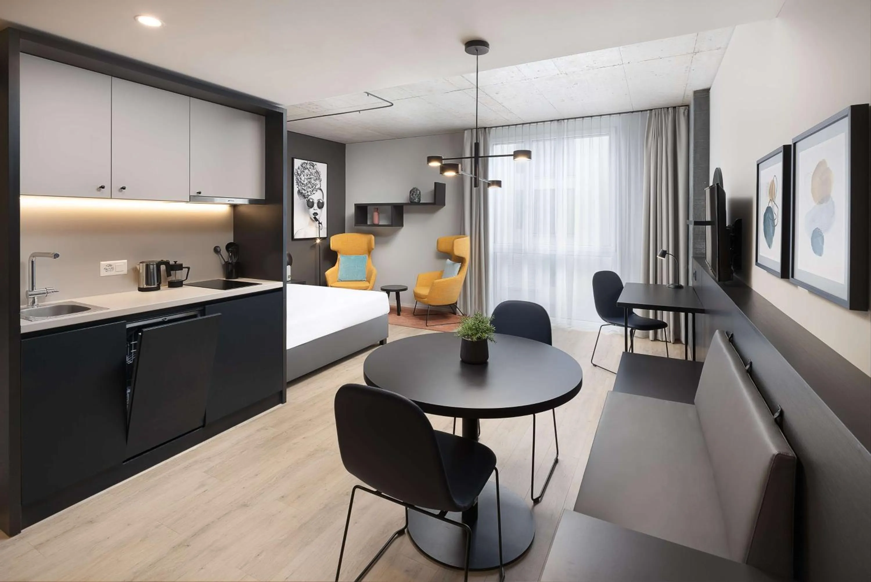 Bed in Radisson Hotel & Suites Zurich