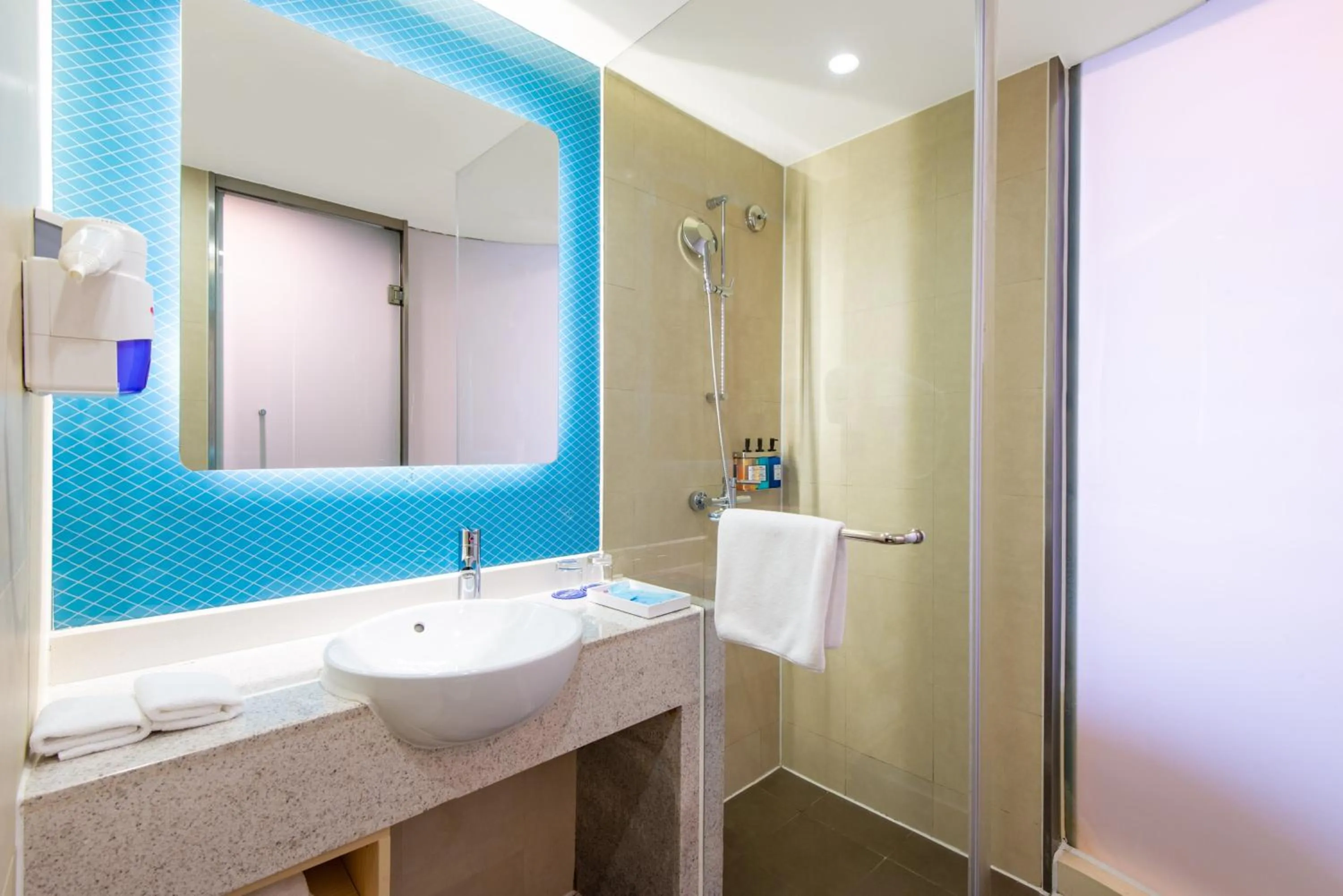 Bathroom in Holiday Inn Express Shanghai Putuo by IHG