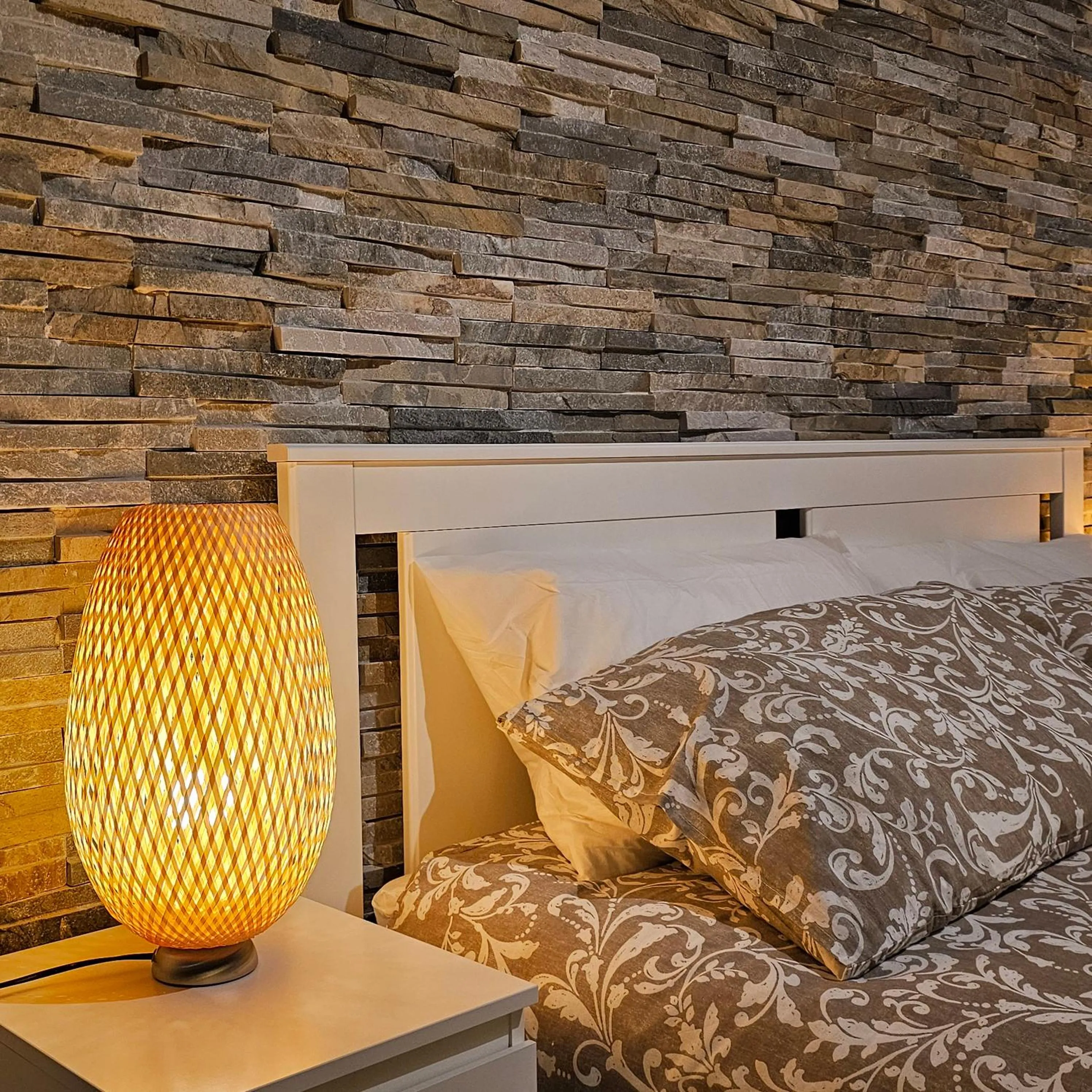 Bed in San Donato Policlinico Rooms