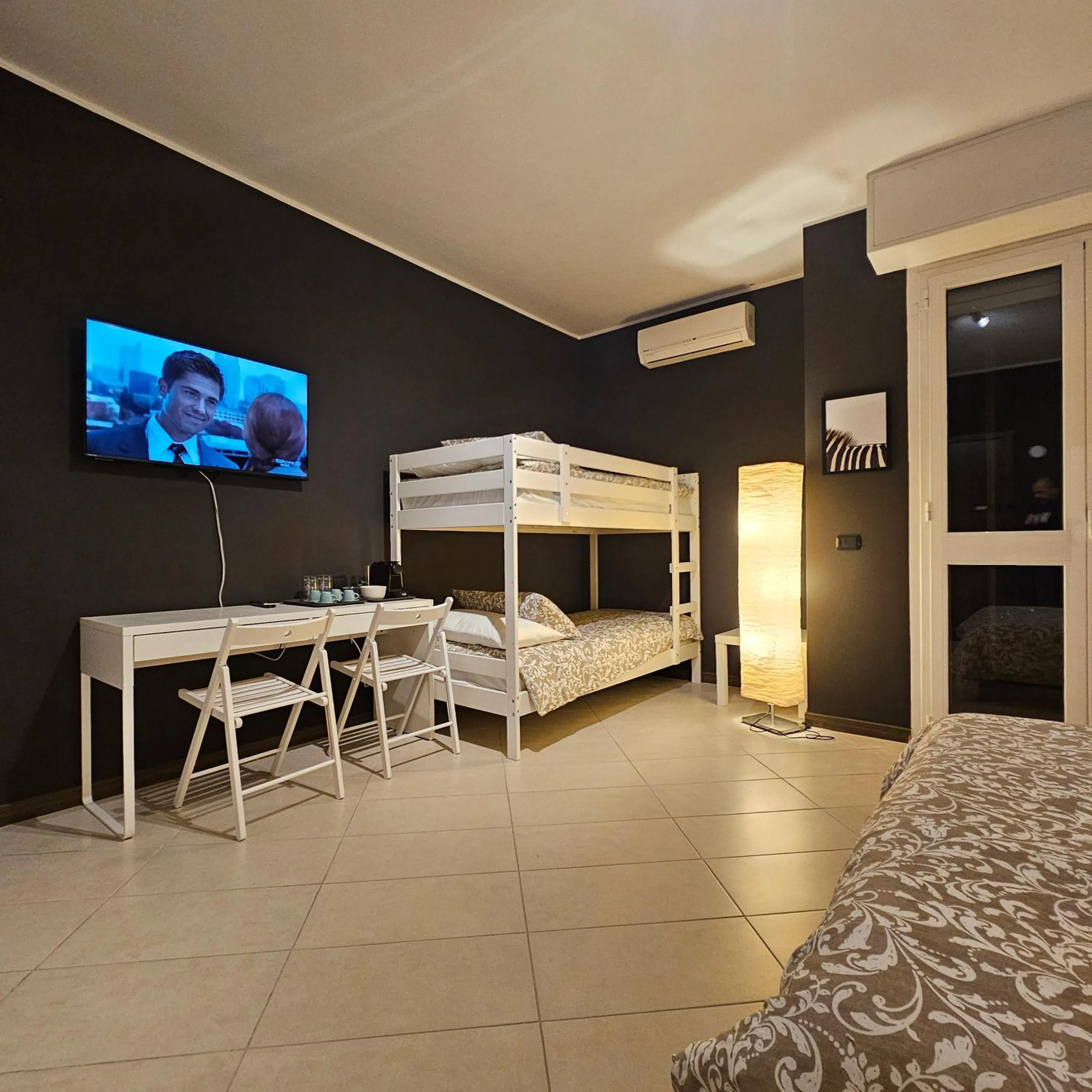 Bed in San Donato Policlinico Rooms