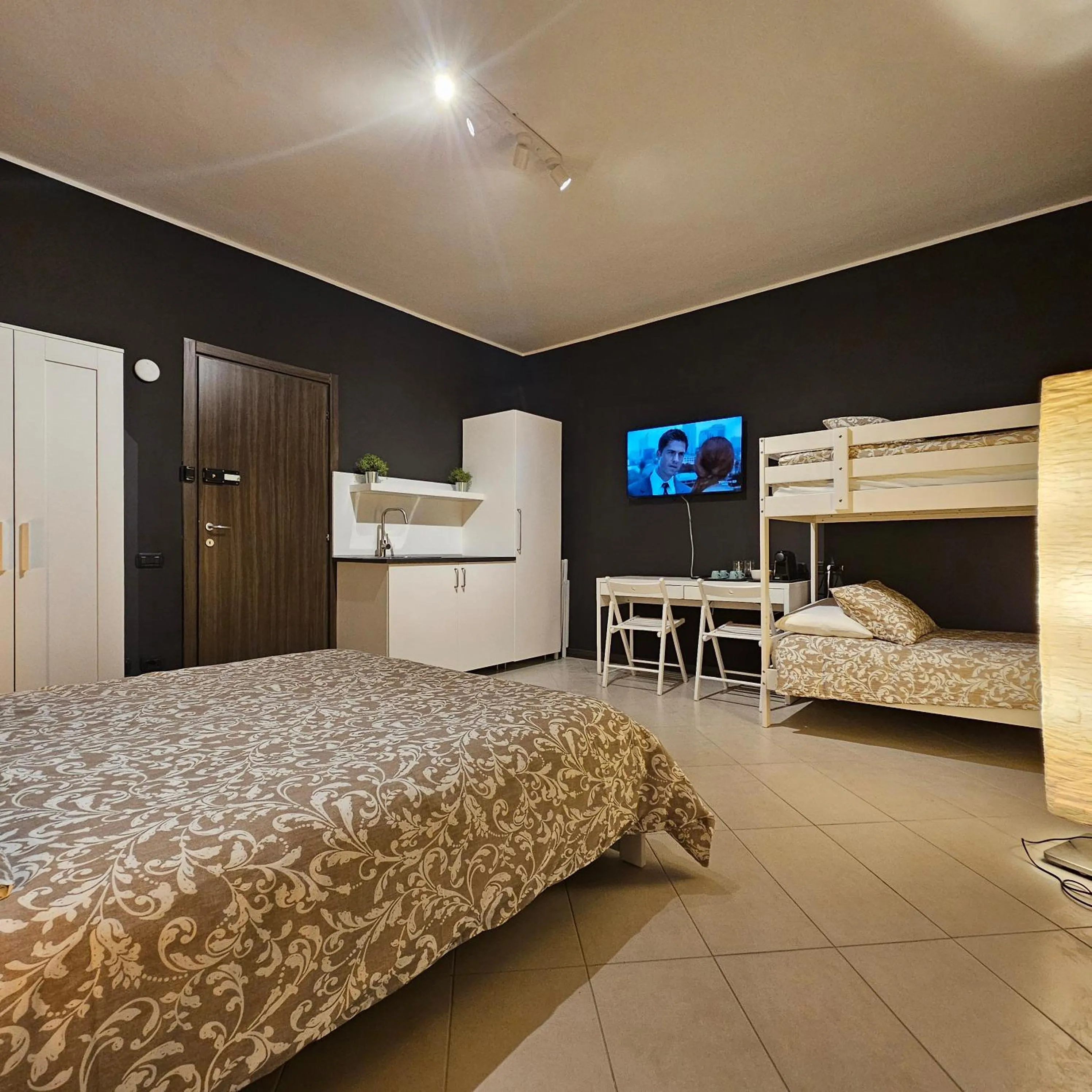 Bed in San Donato Policlinico Rooms