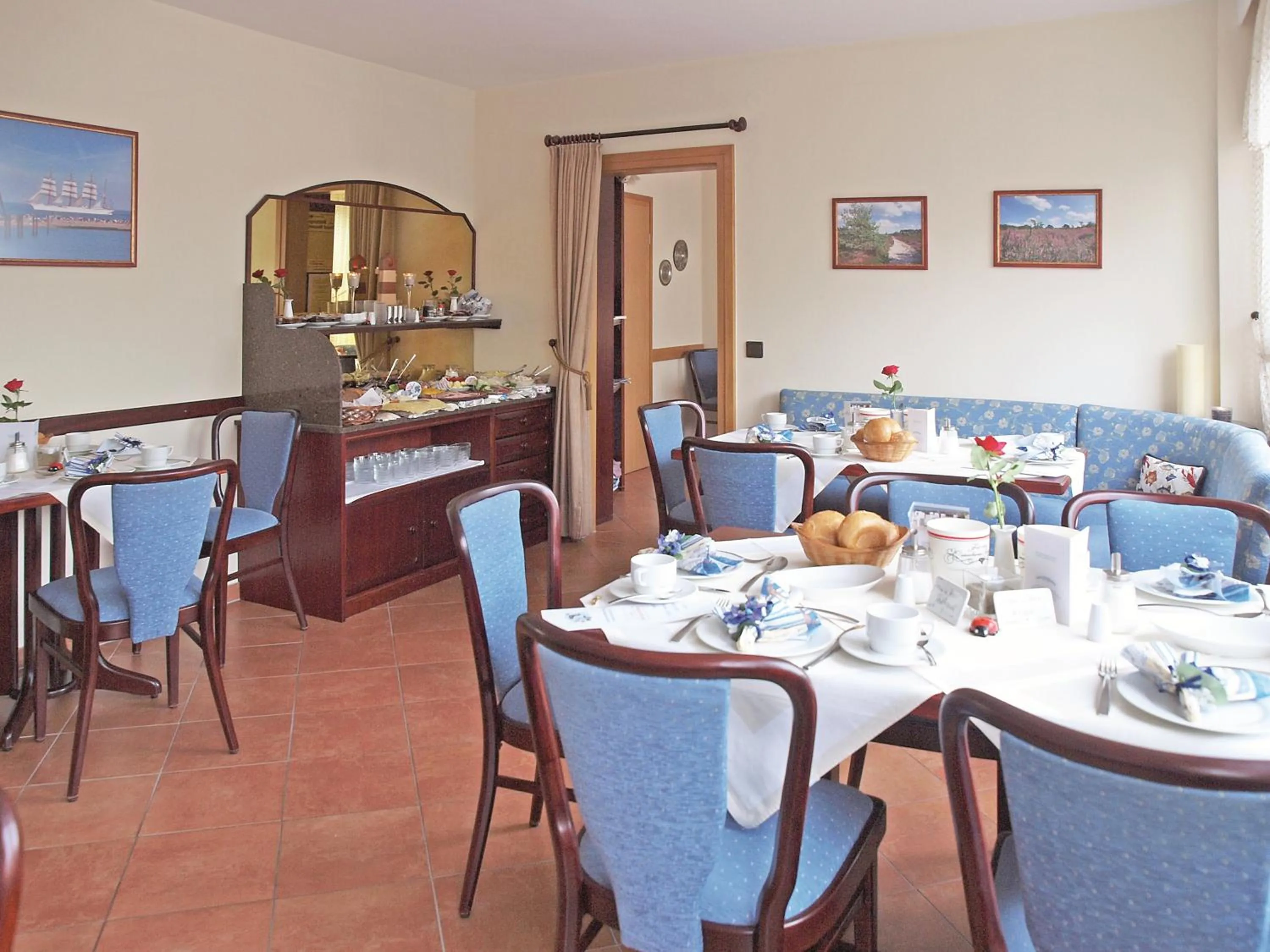 Restaurant/places to eat in Haus Thorwarth - Hotel garni