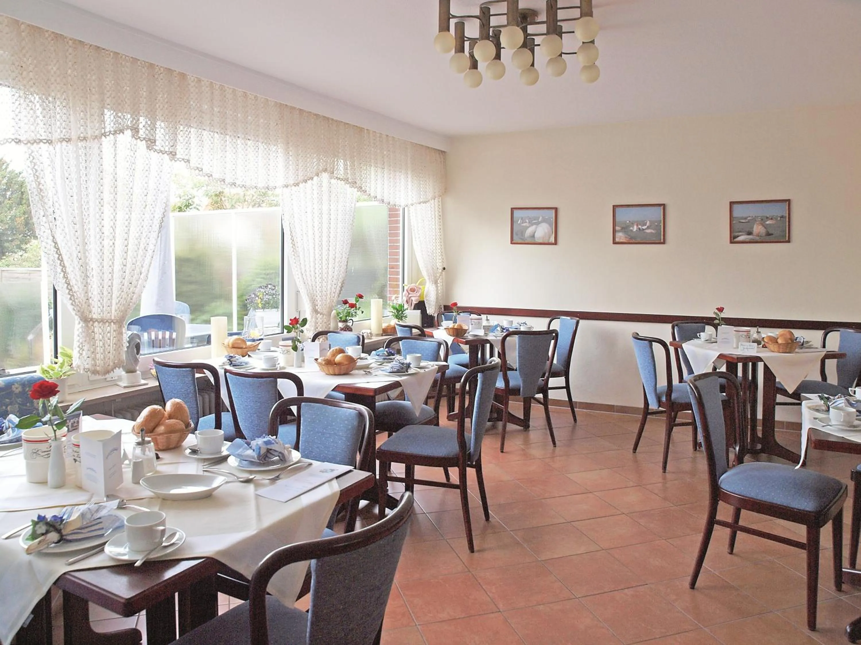 Restaurant/places to eat in Haus Thorwarth - Hotel garni