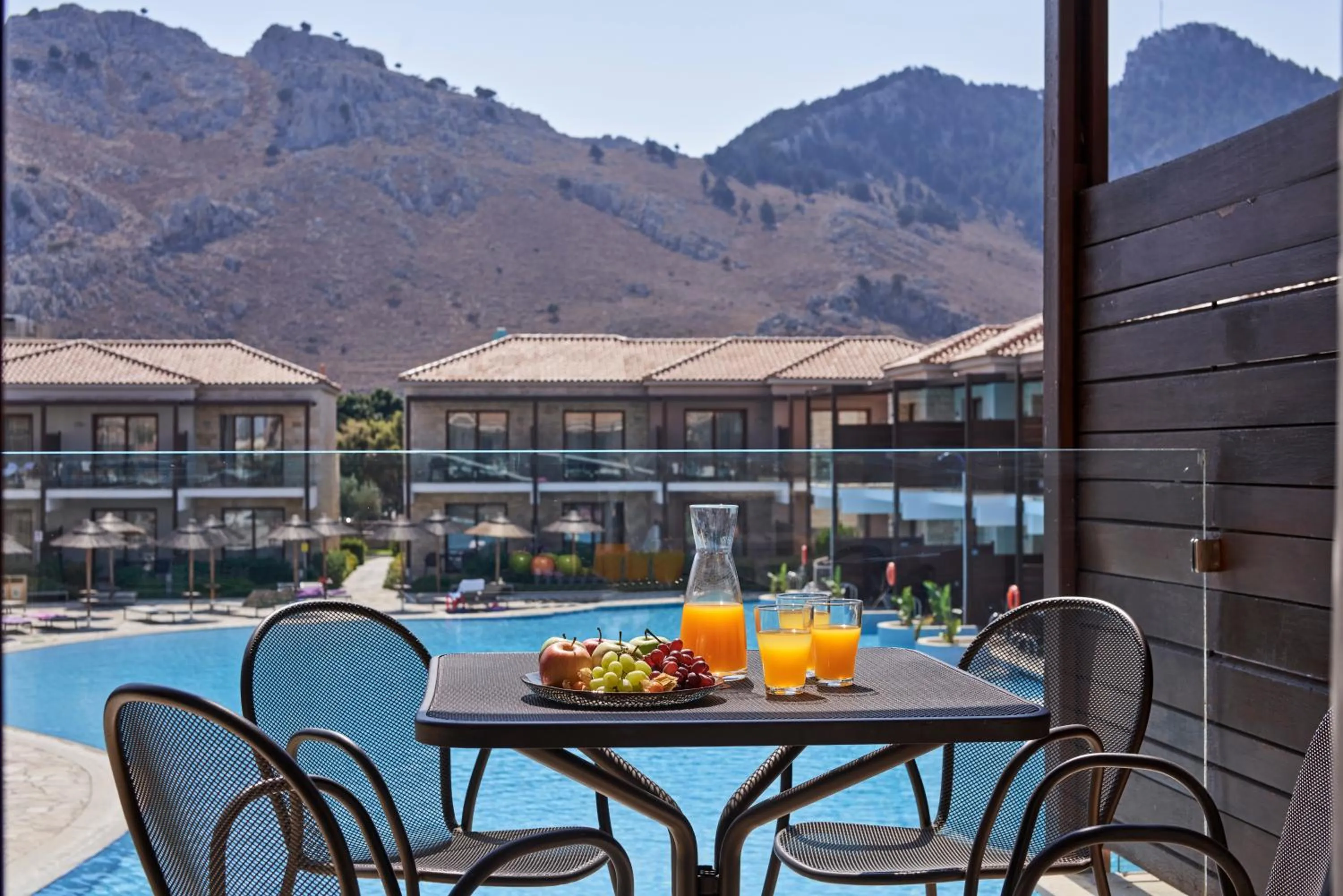 Food and drinks in Atlantica Holiday Village Rhodes