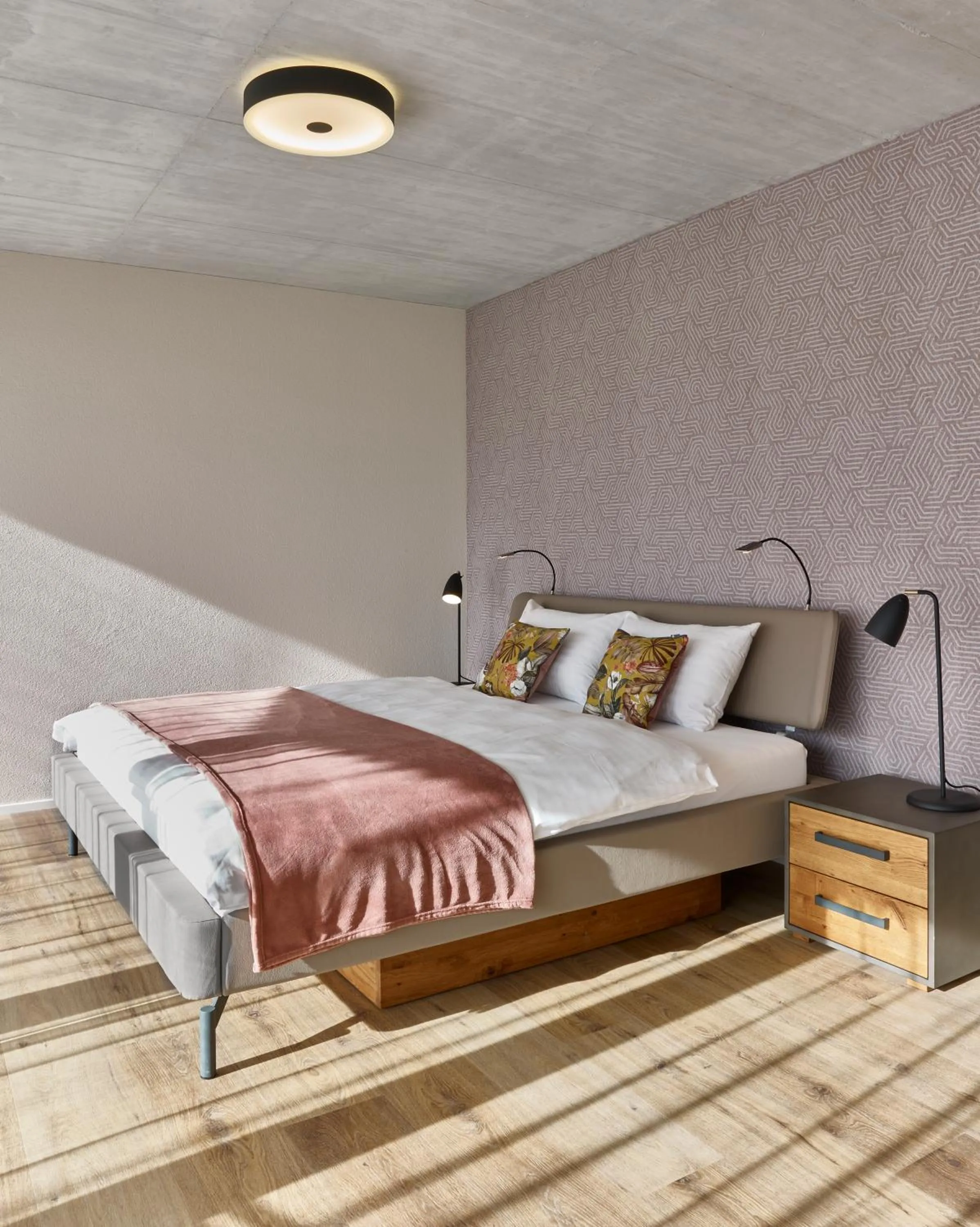 Bed in BoHo by Maier - kontaktloser Check-In