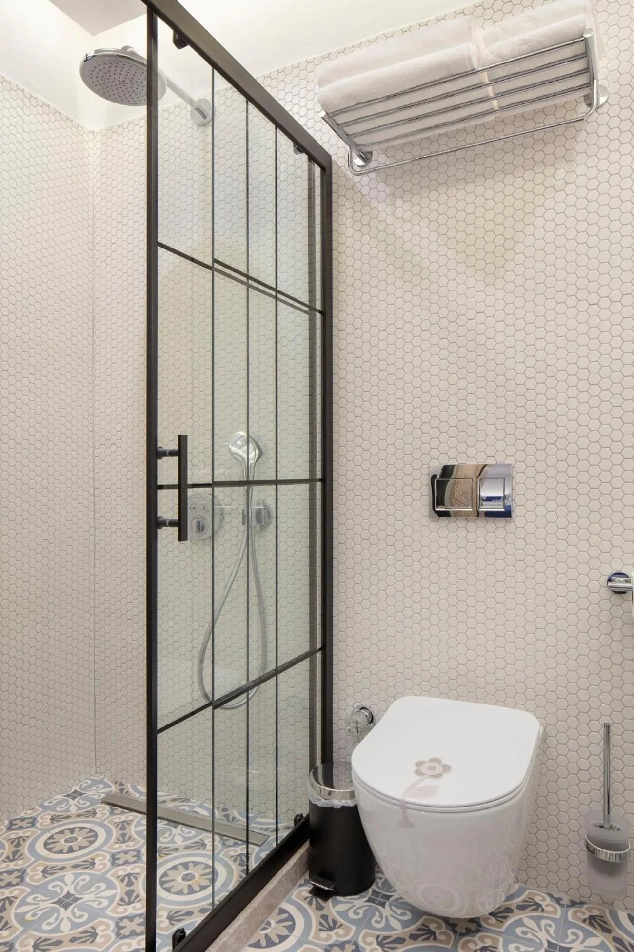 Bathroom in Ada Dreams City