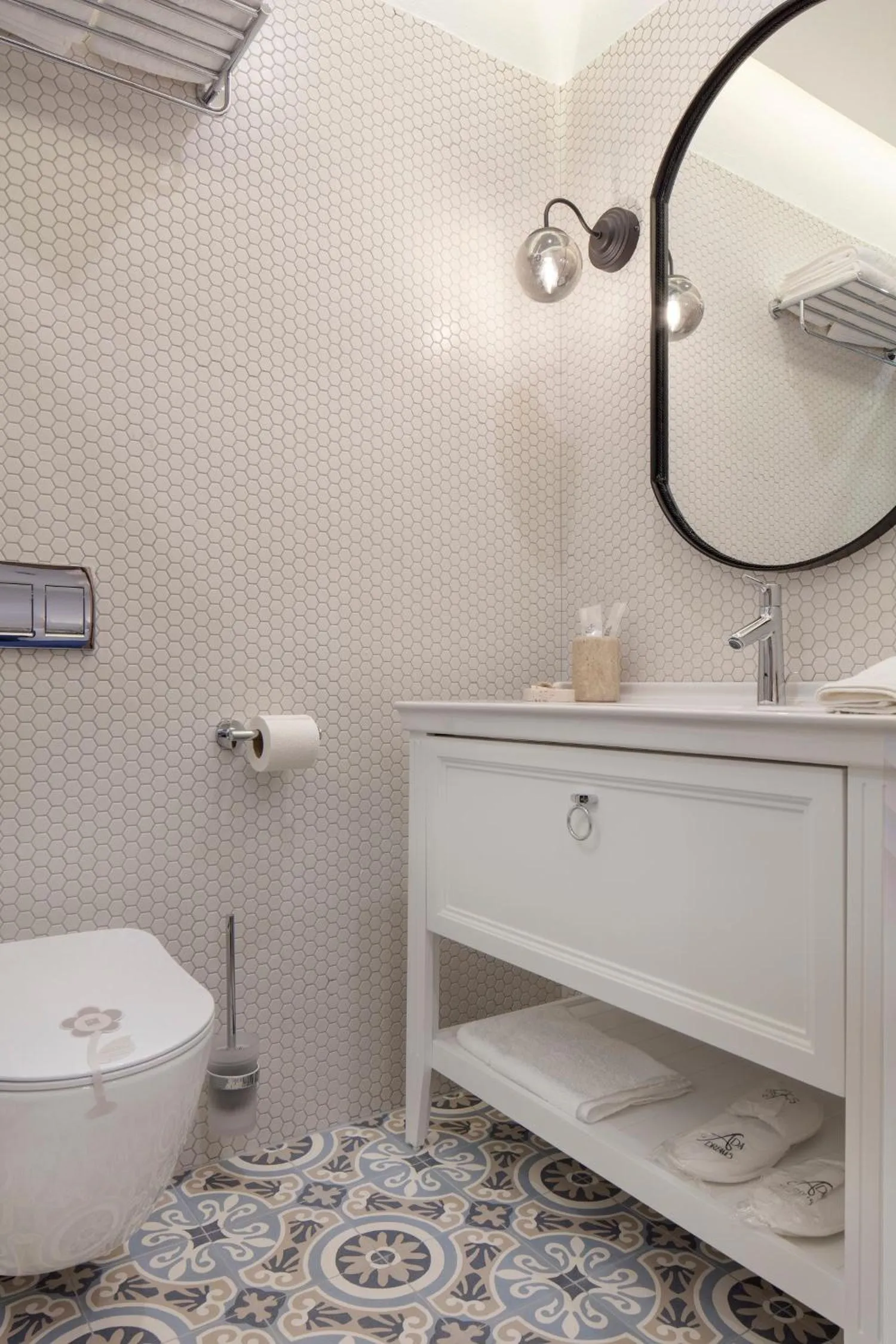 Bathroom in Ada Dreams City