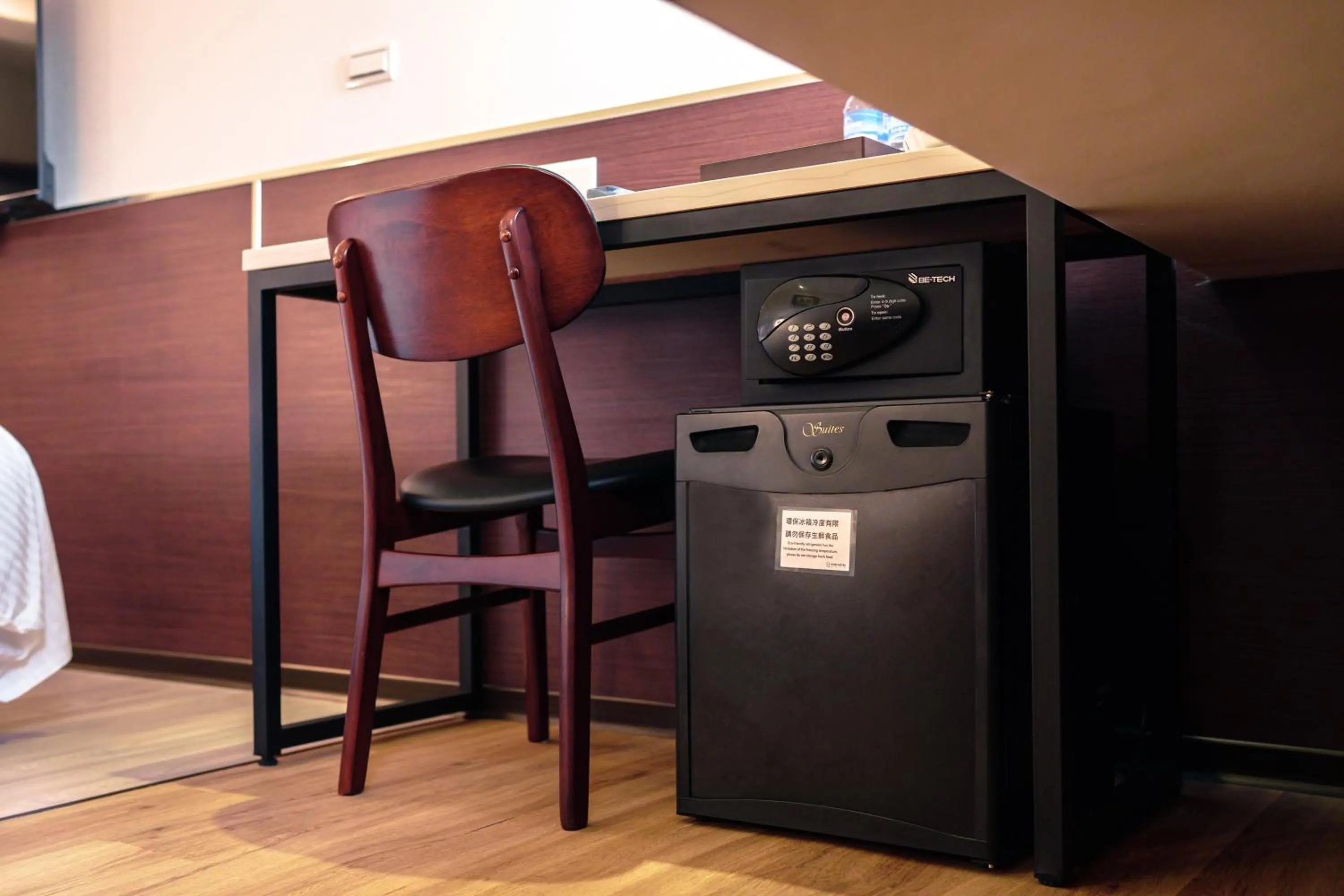 safe in Hub Hotel - Songshan Airport Branch