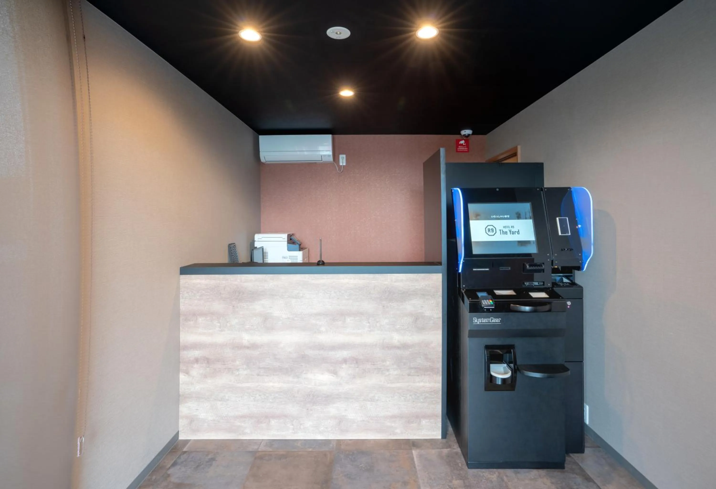 Lobby or reception in HOTEL R9 The Yard Isumi, Chiba