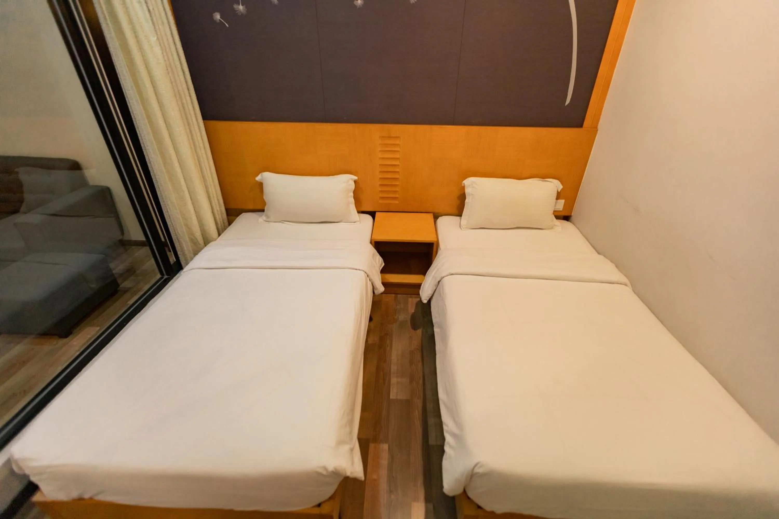 Bed in Hills Aranda Nova Hotel