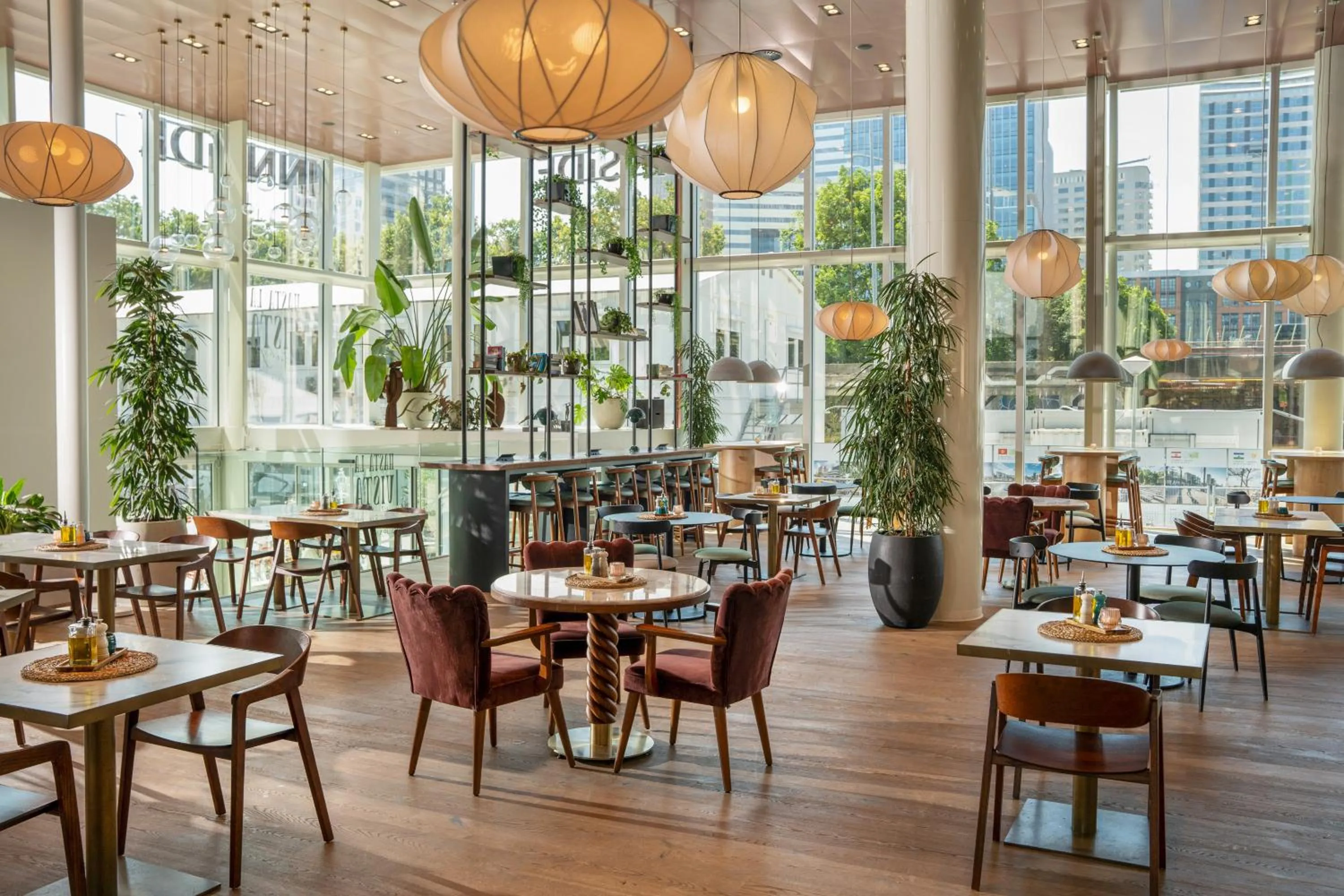 Restaurant/places to eat in INNSiDE by Meliá Amsterdam