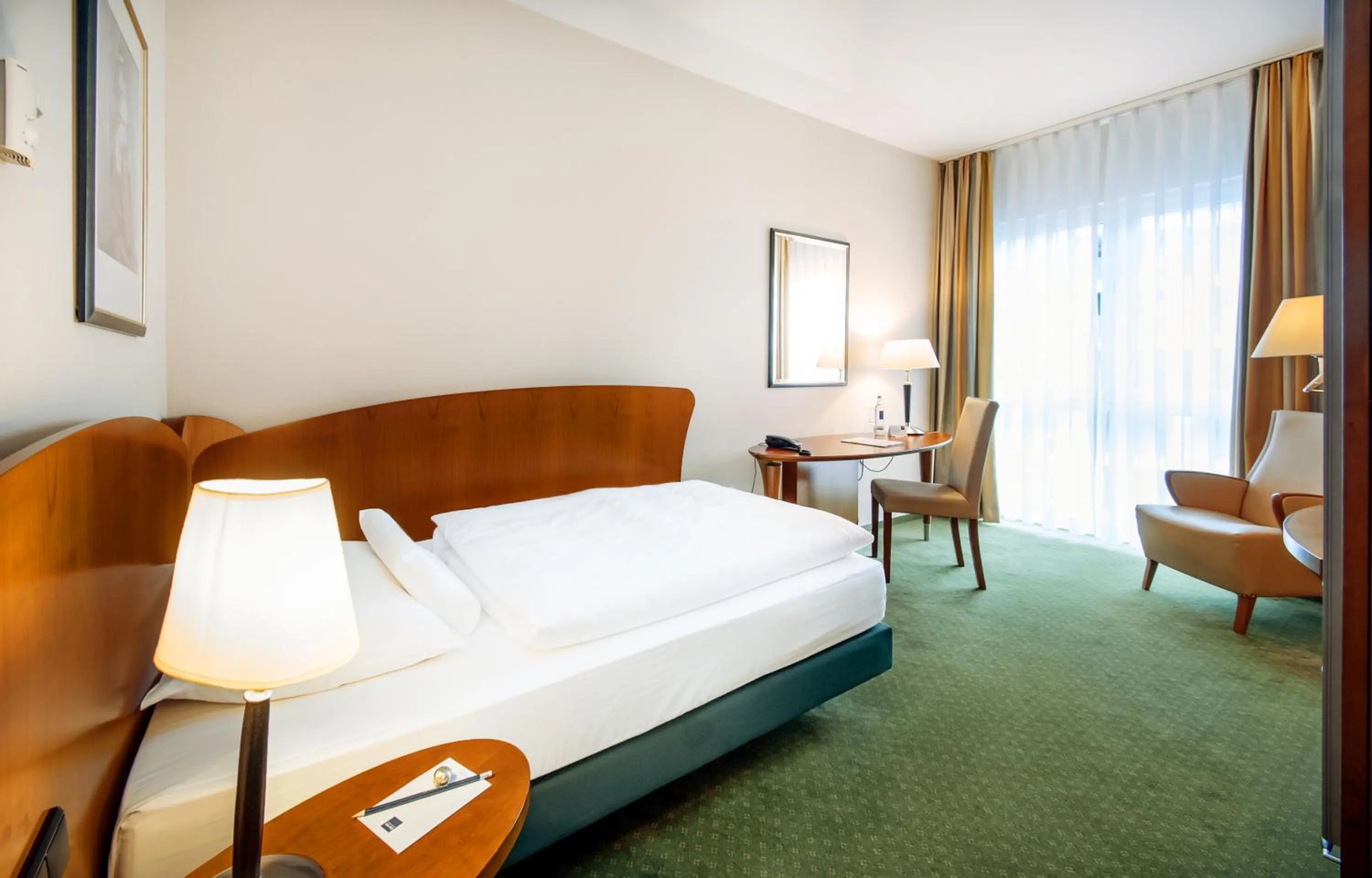 Living room, Bed in Dorint Charlottenhof Halle (Saale)