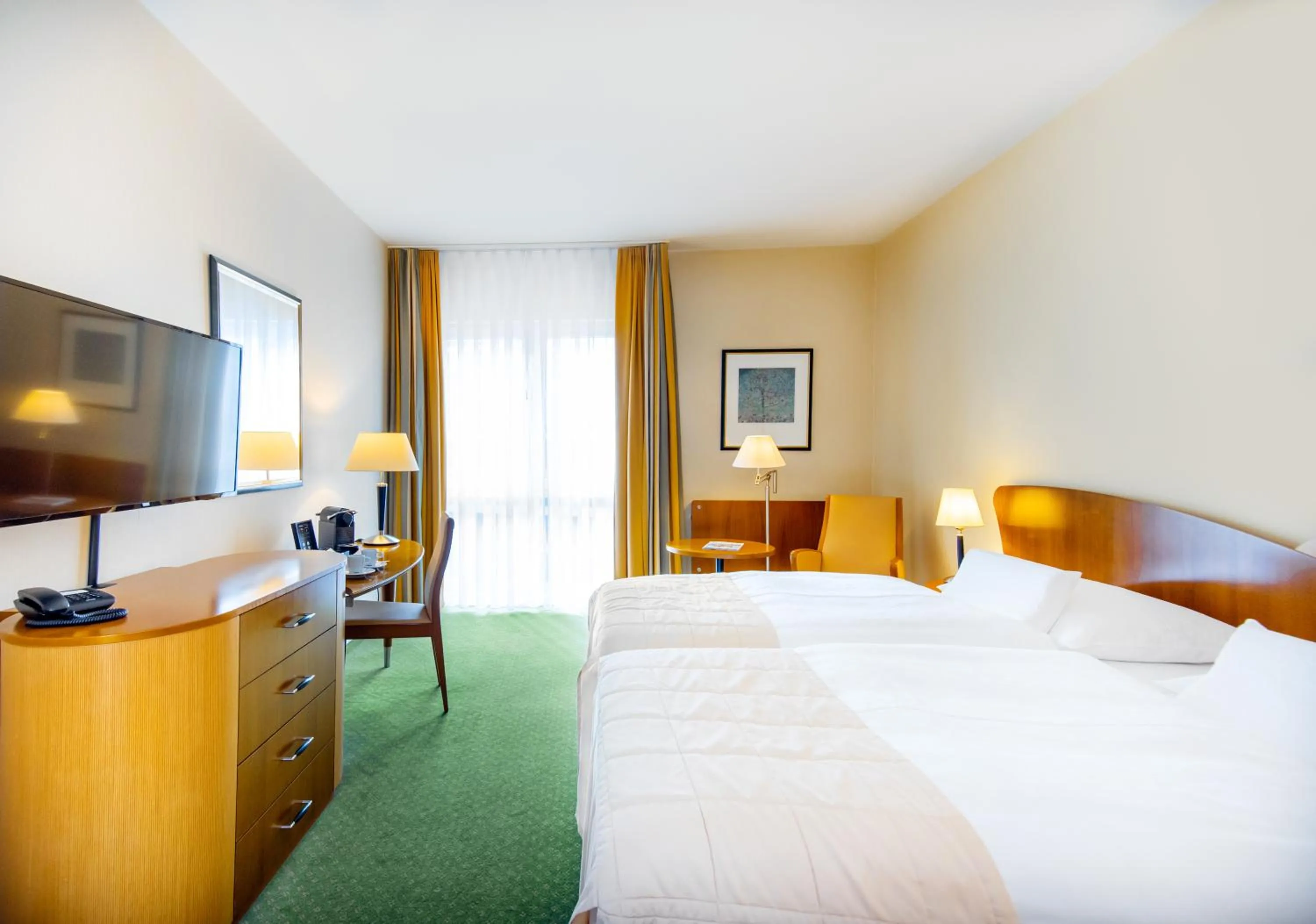 Living room, Bed in Dorint Charlottenhof Halle (Saale)