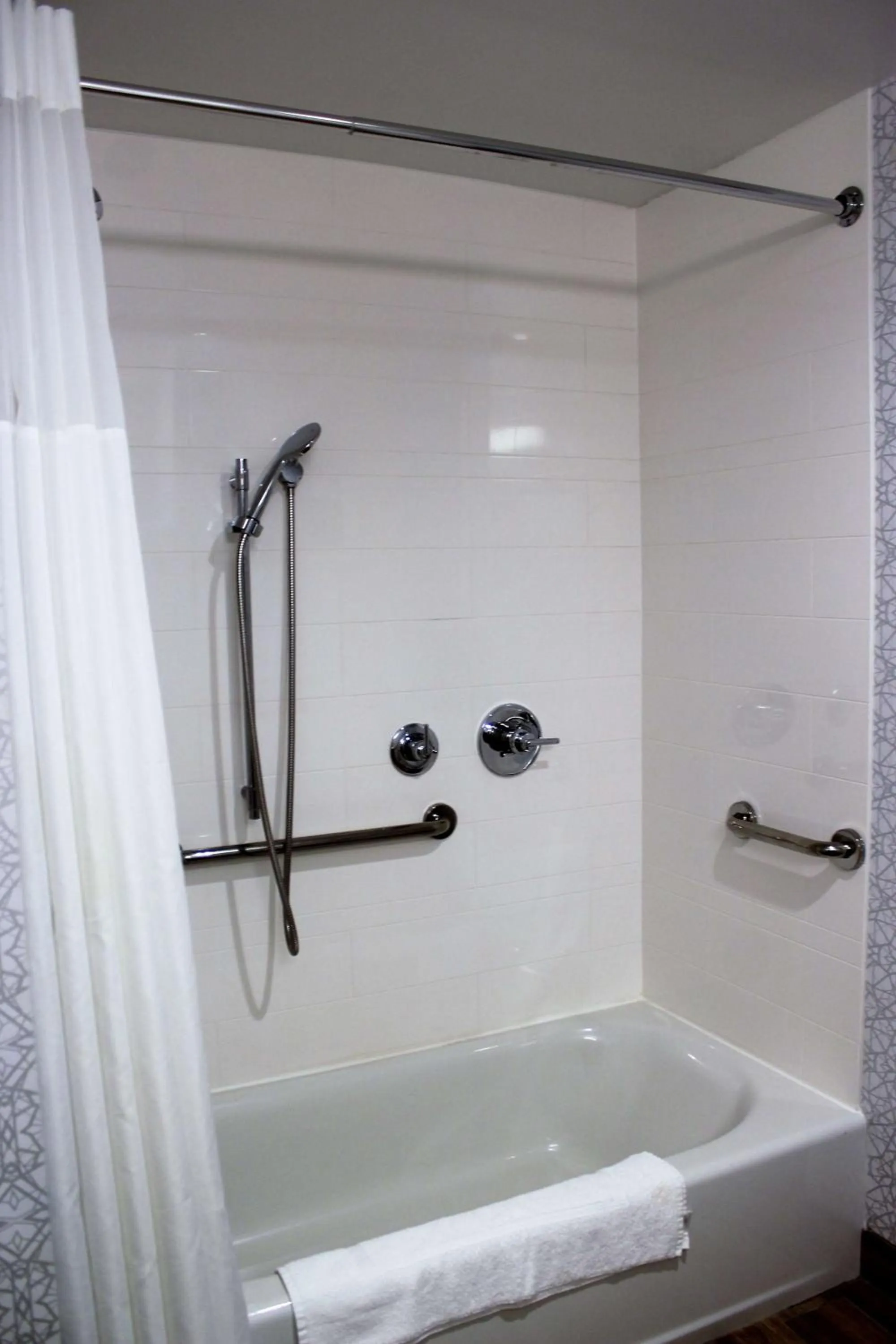 Bathroom in Hampton Inn Lexington