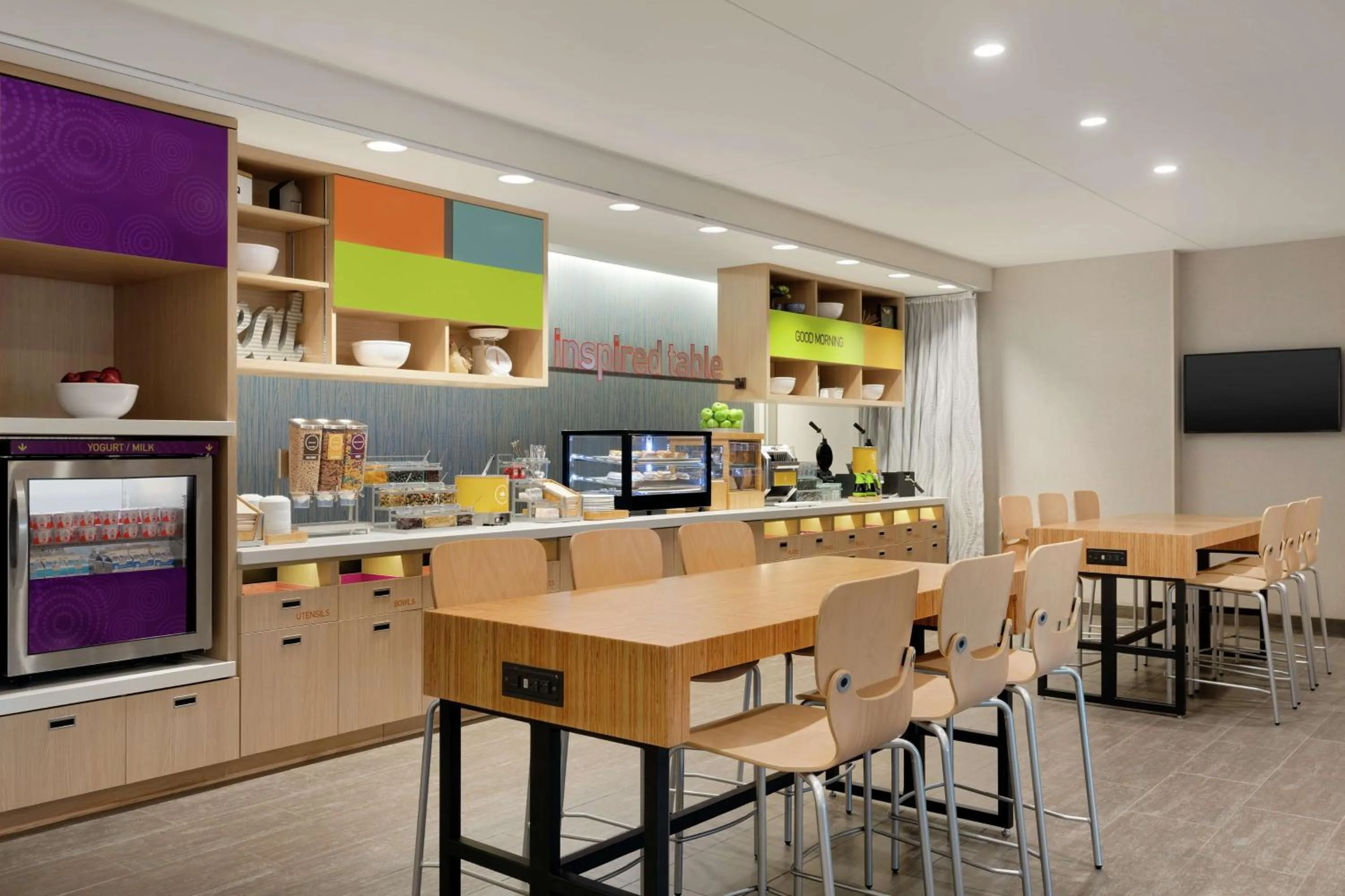 Breakfast in Home2 Suites By Hilton Martinsburg, Wv