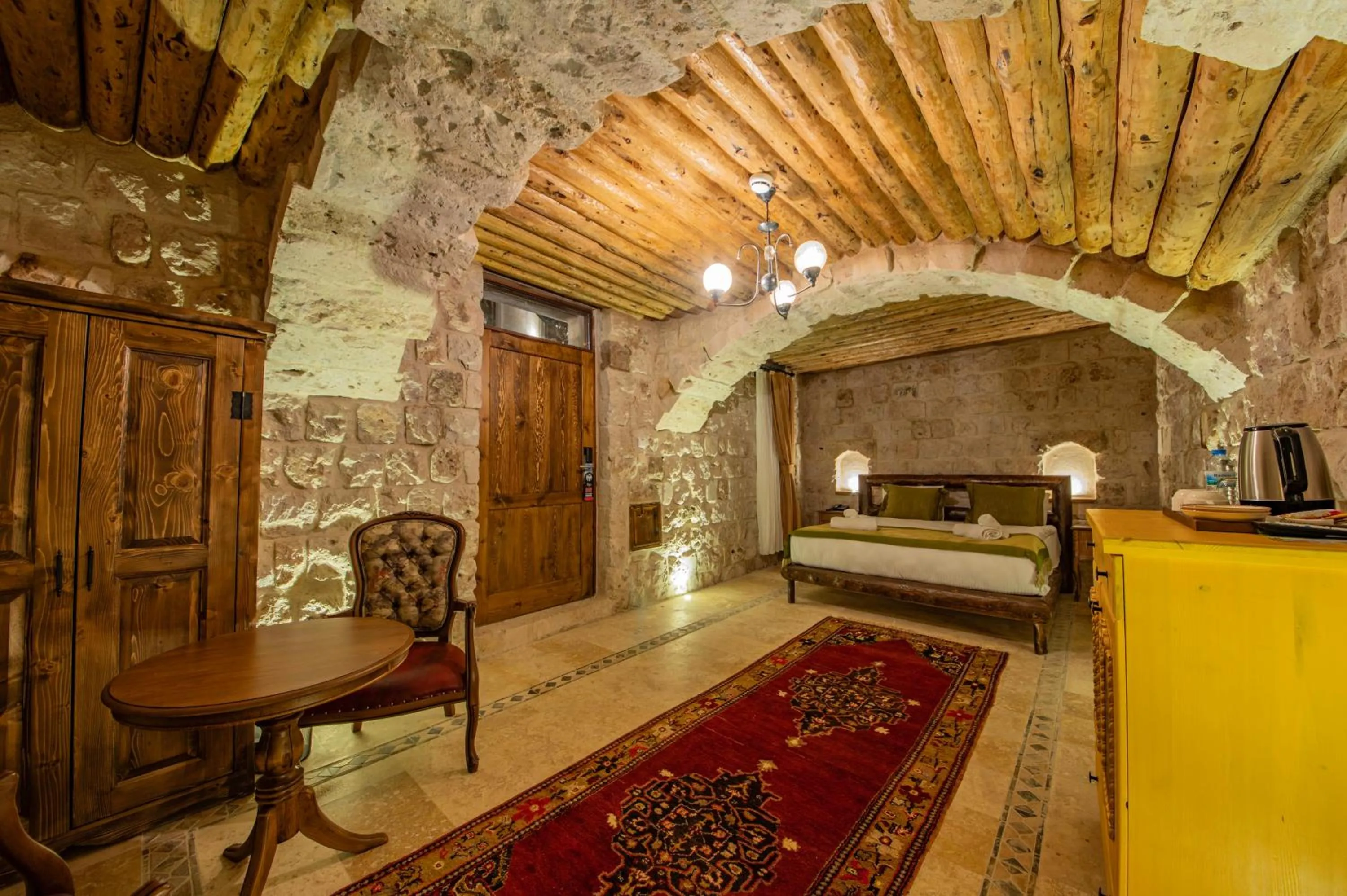 Photo of the whole room, Bed in Sobek Stone House Cappadocia