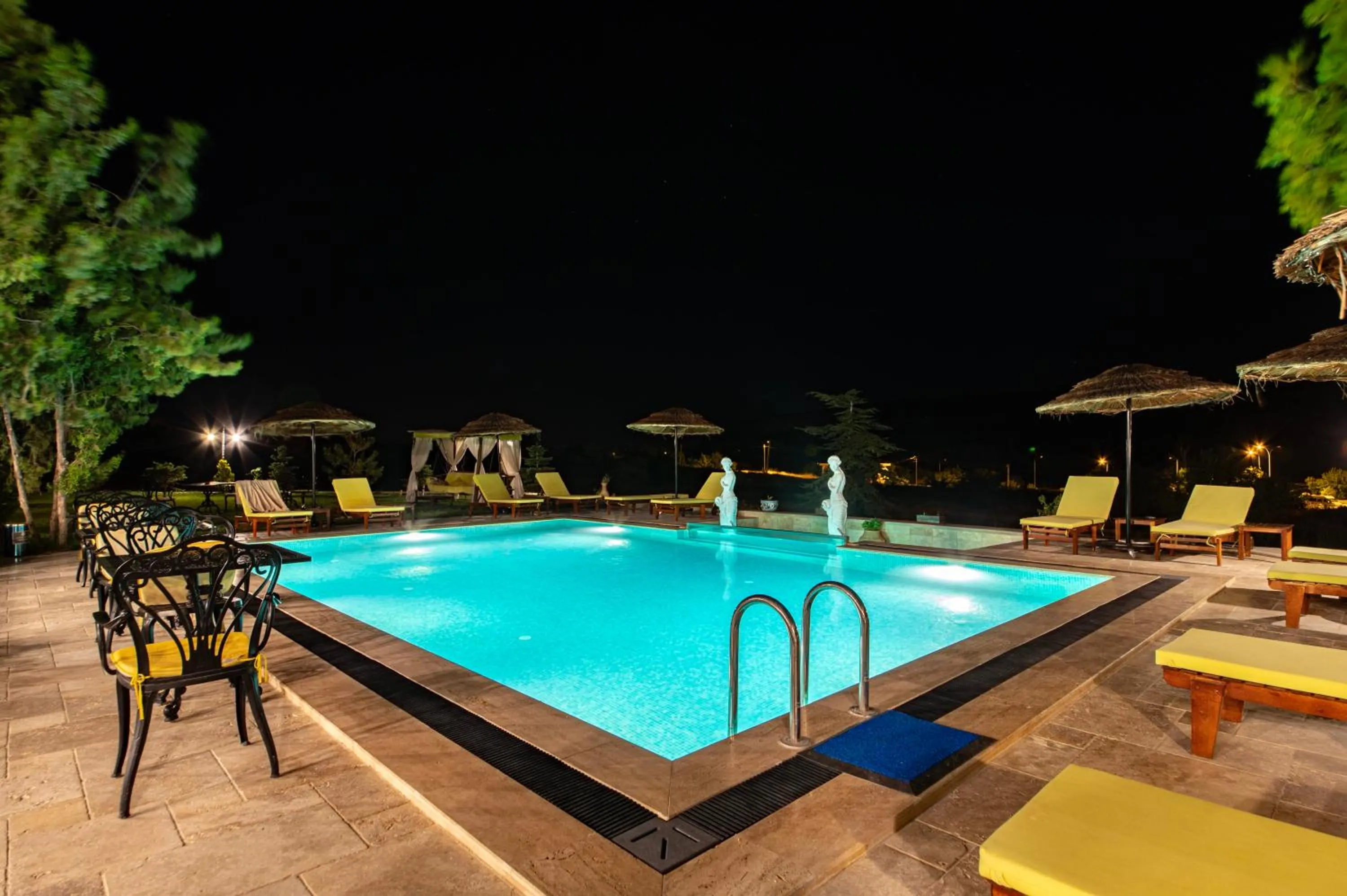 Swimming pool in Sobek Stone House Cappadocia