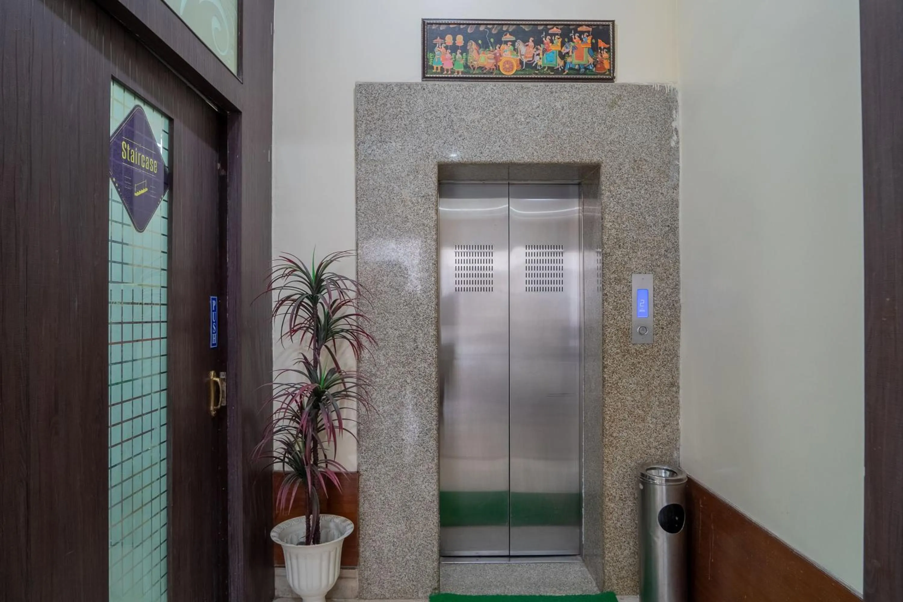 elevator in Hotel City Square By KeyMagics