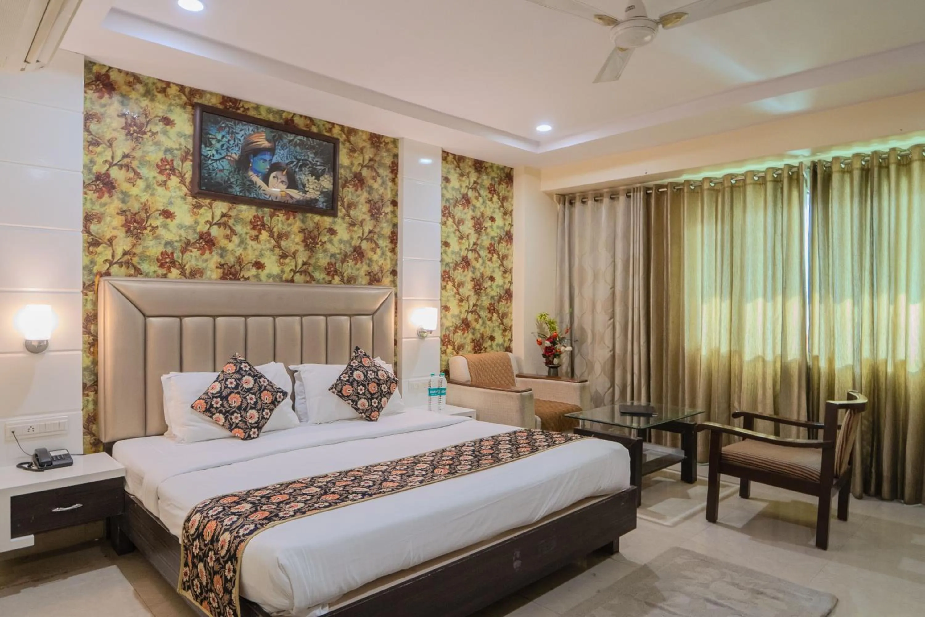 Bed in Hotel City Square By KeyMagics