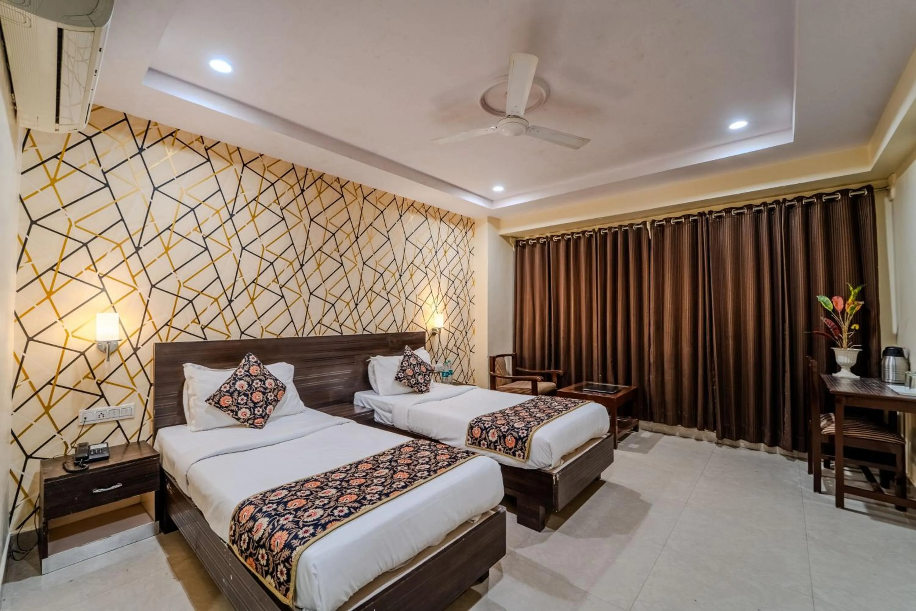 Bed in Hotel City Square By KeyMagics