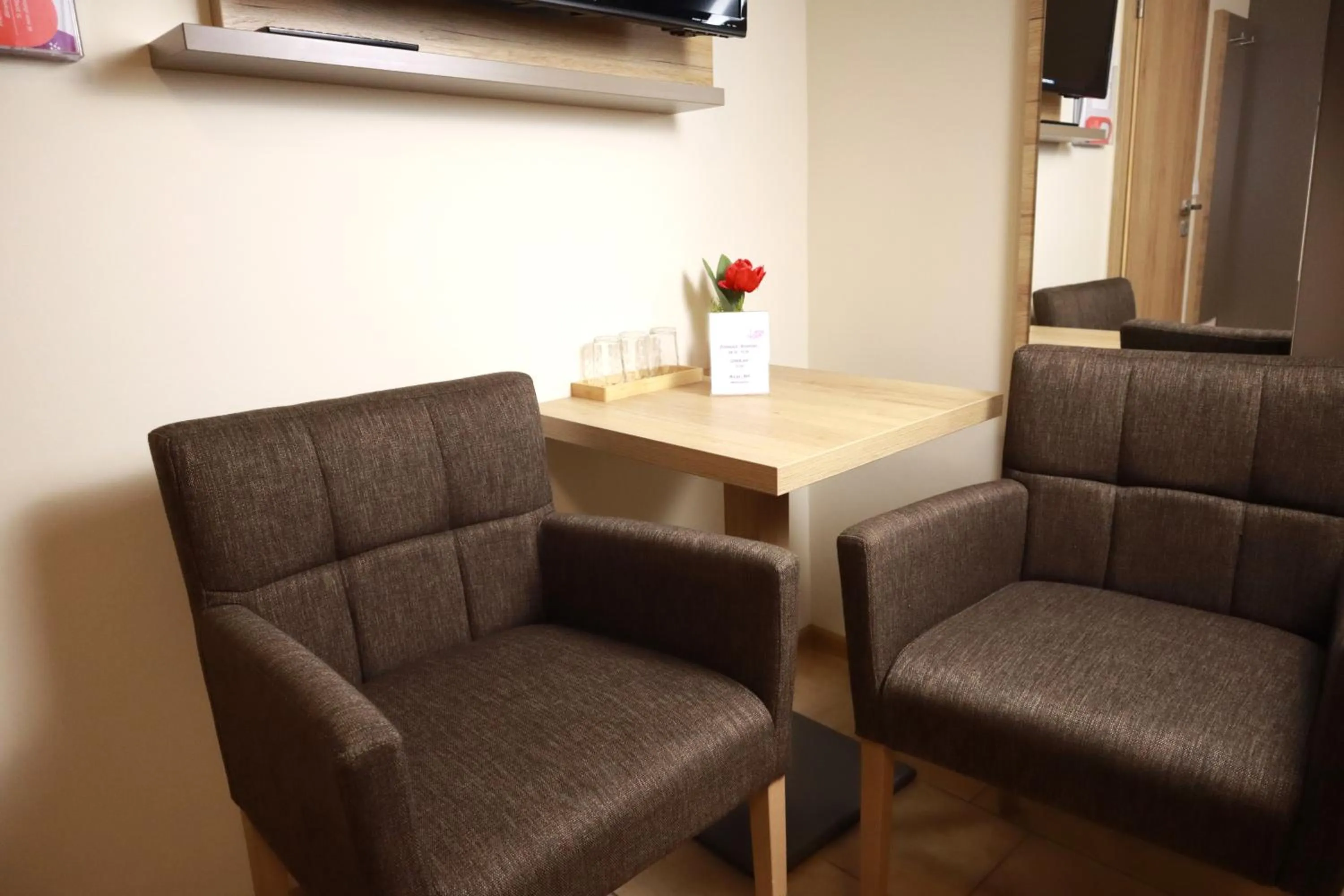 Seating area in Weinhaus Gräfen