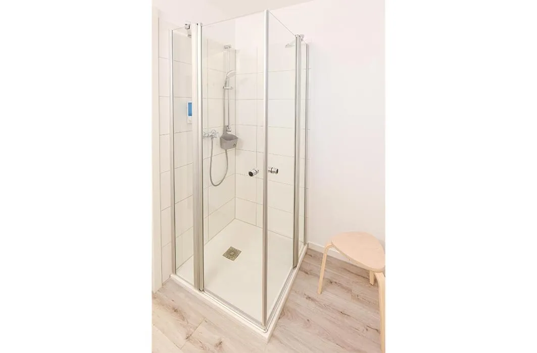 PRIMA Inn HOTEL & HOF NEURUPPIN - digitales & rezeptionsloses Motel