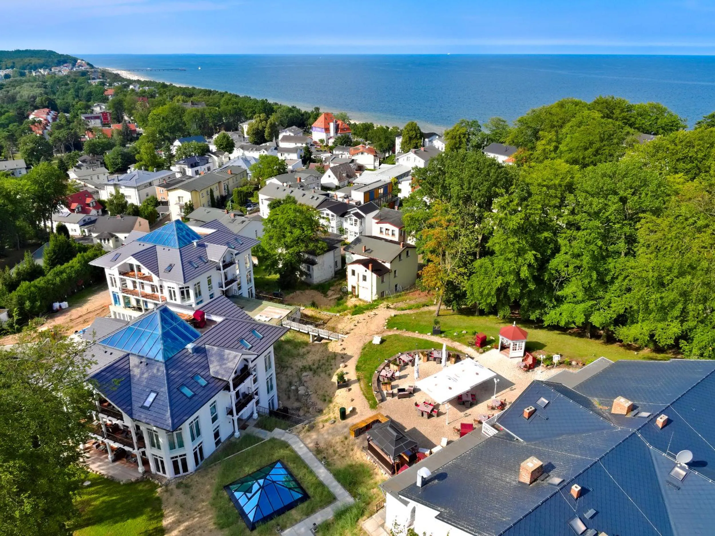 Bird's eye view in Meeressterne Hotel Weißes Schloß