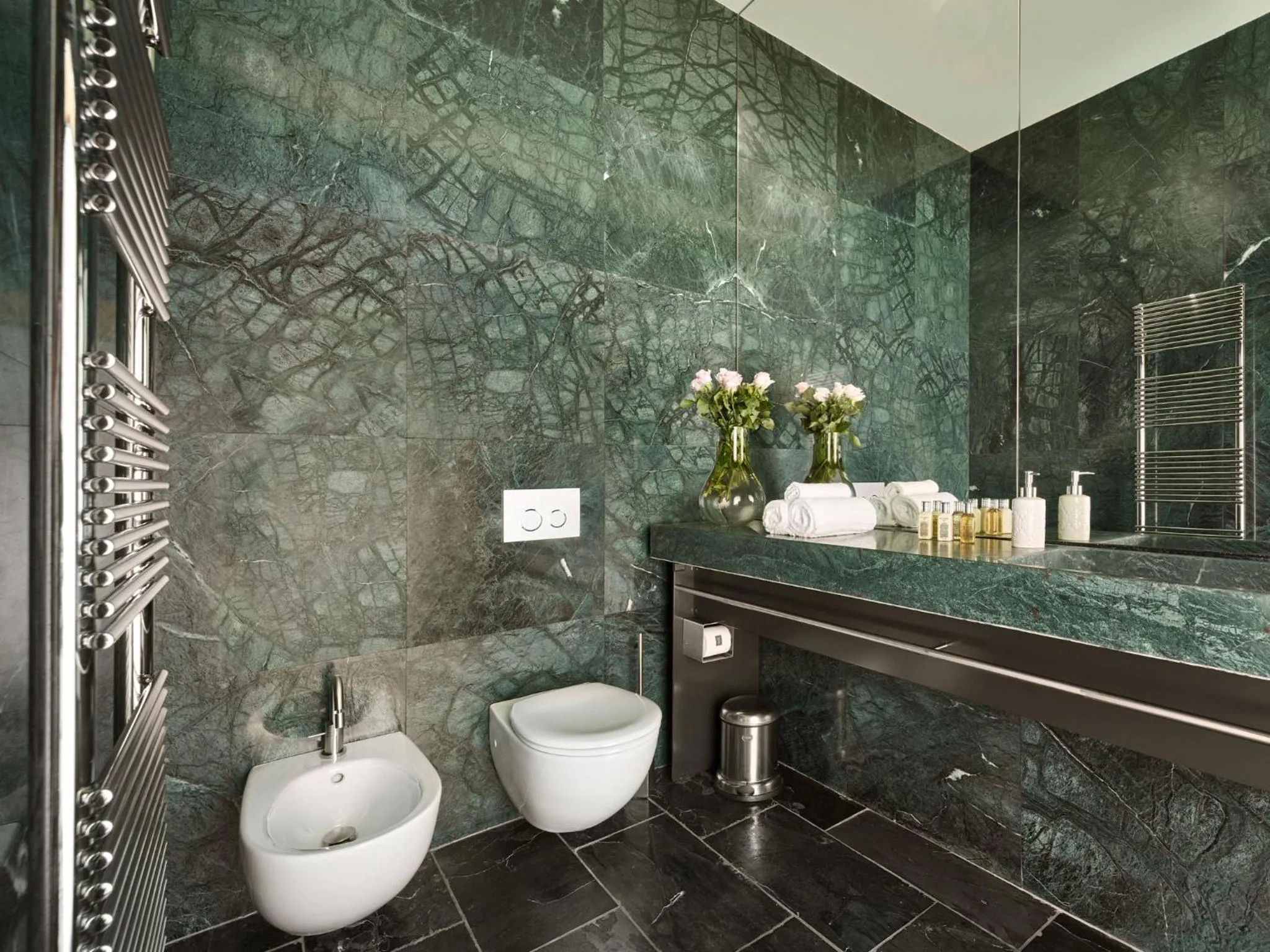 Bathroom in NS SUITE SAURIS