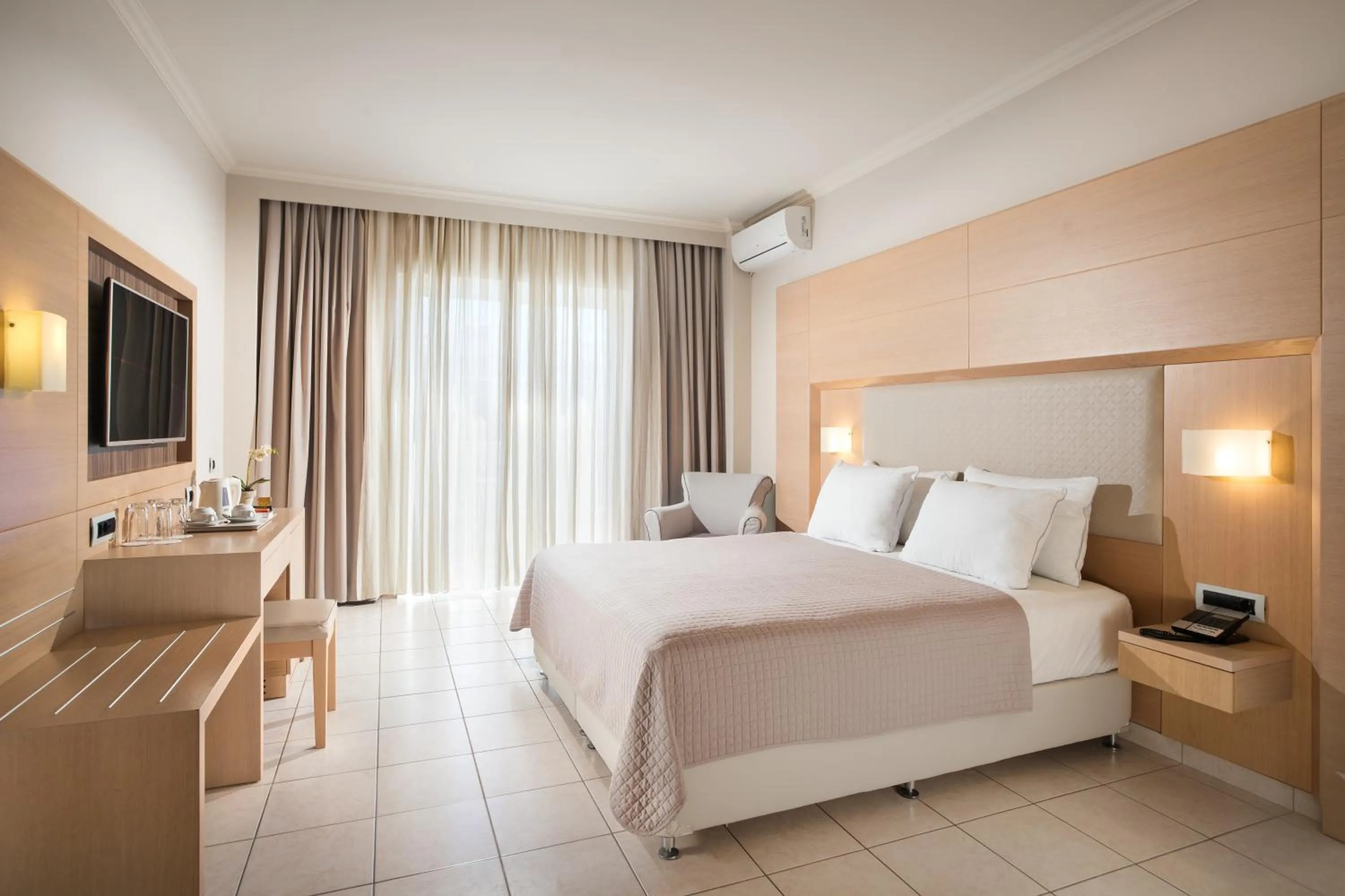 Bed in Porto Bello Royal