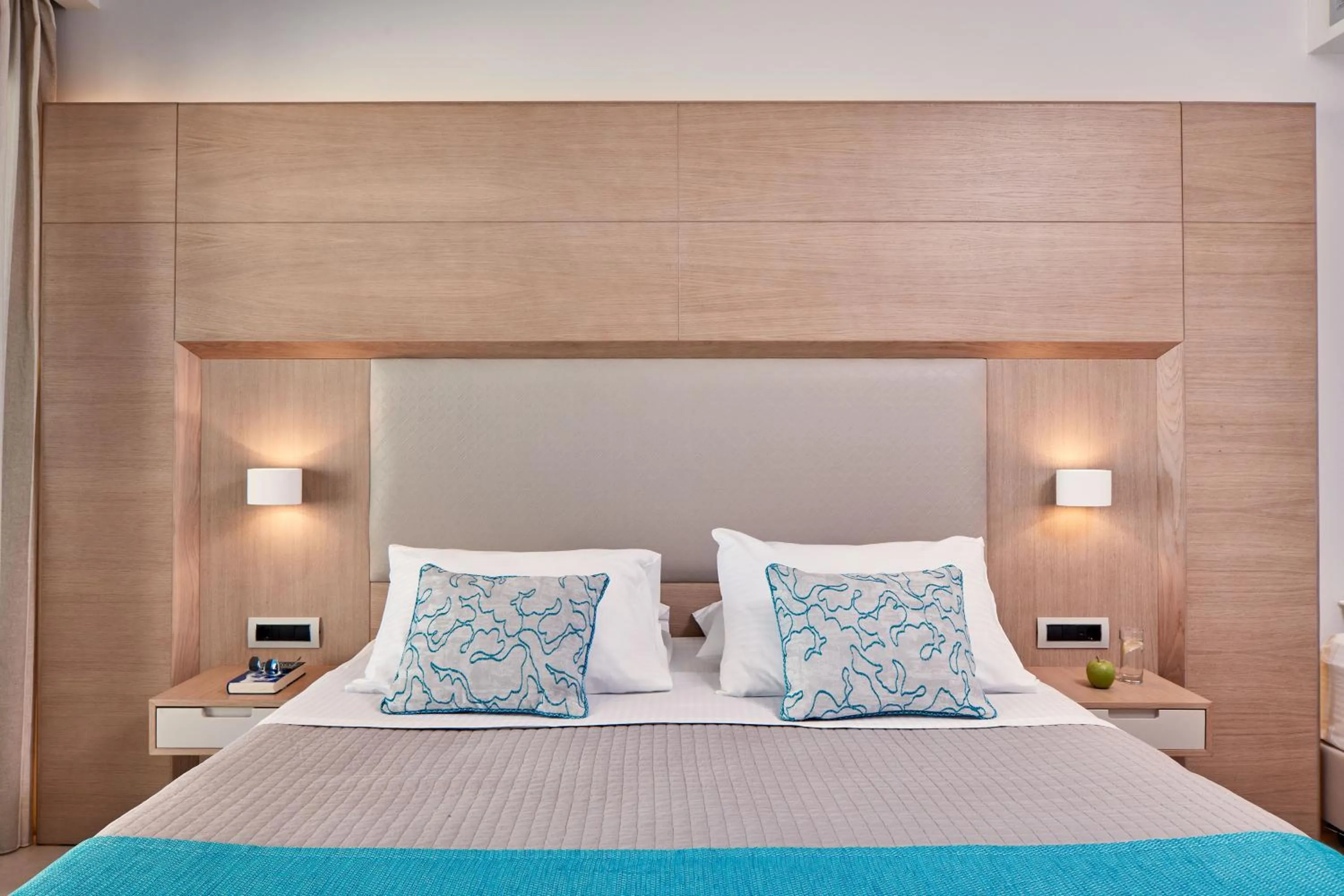 Bed in Porto Bello Royal