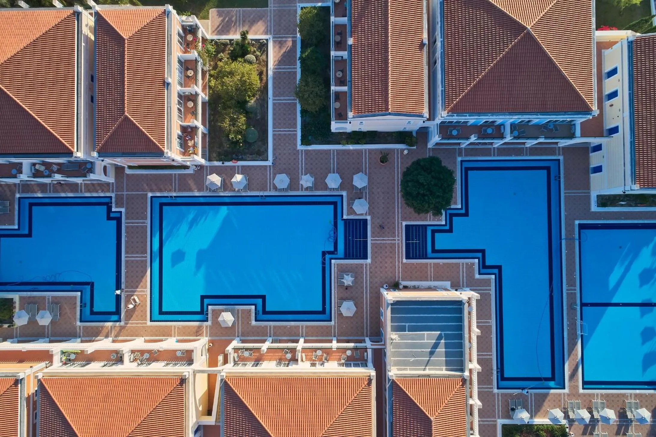 Swimming pool in Porto Bello Royal