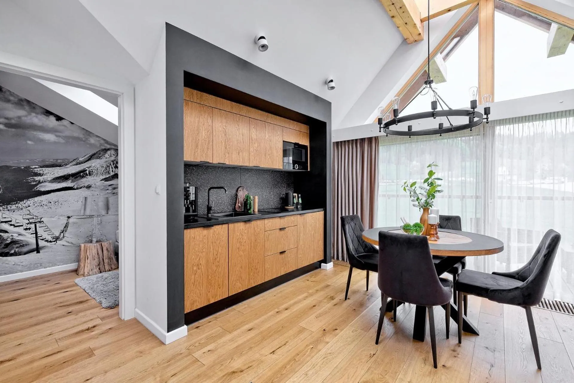 Kitchen or kitchenette in Białka Residence Ski - 50 m do Termy Bania Odkryj-Białke