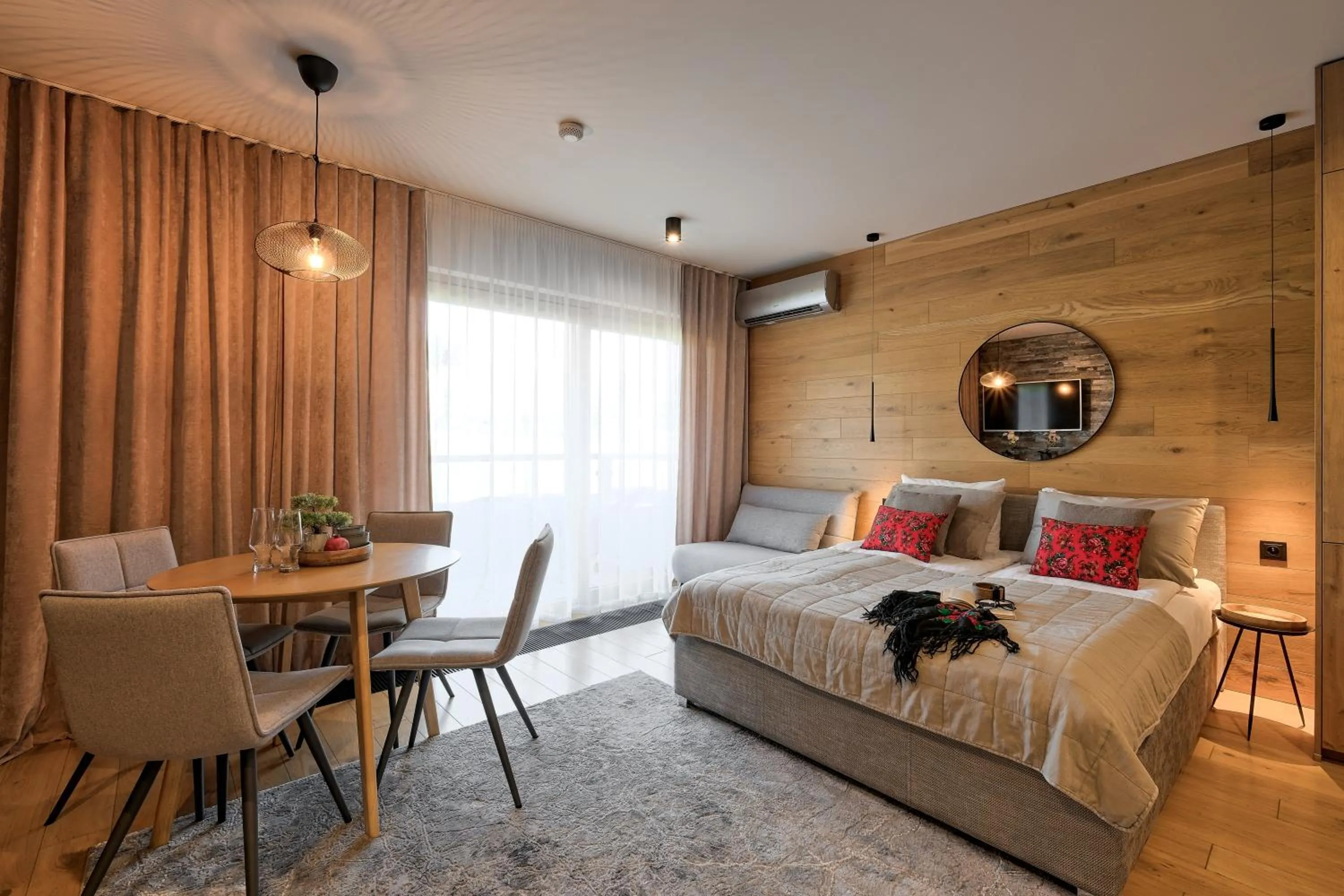 Bed in Białka Residence Ski - 50 m do Termy Bania Odkryj-Białke