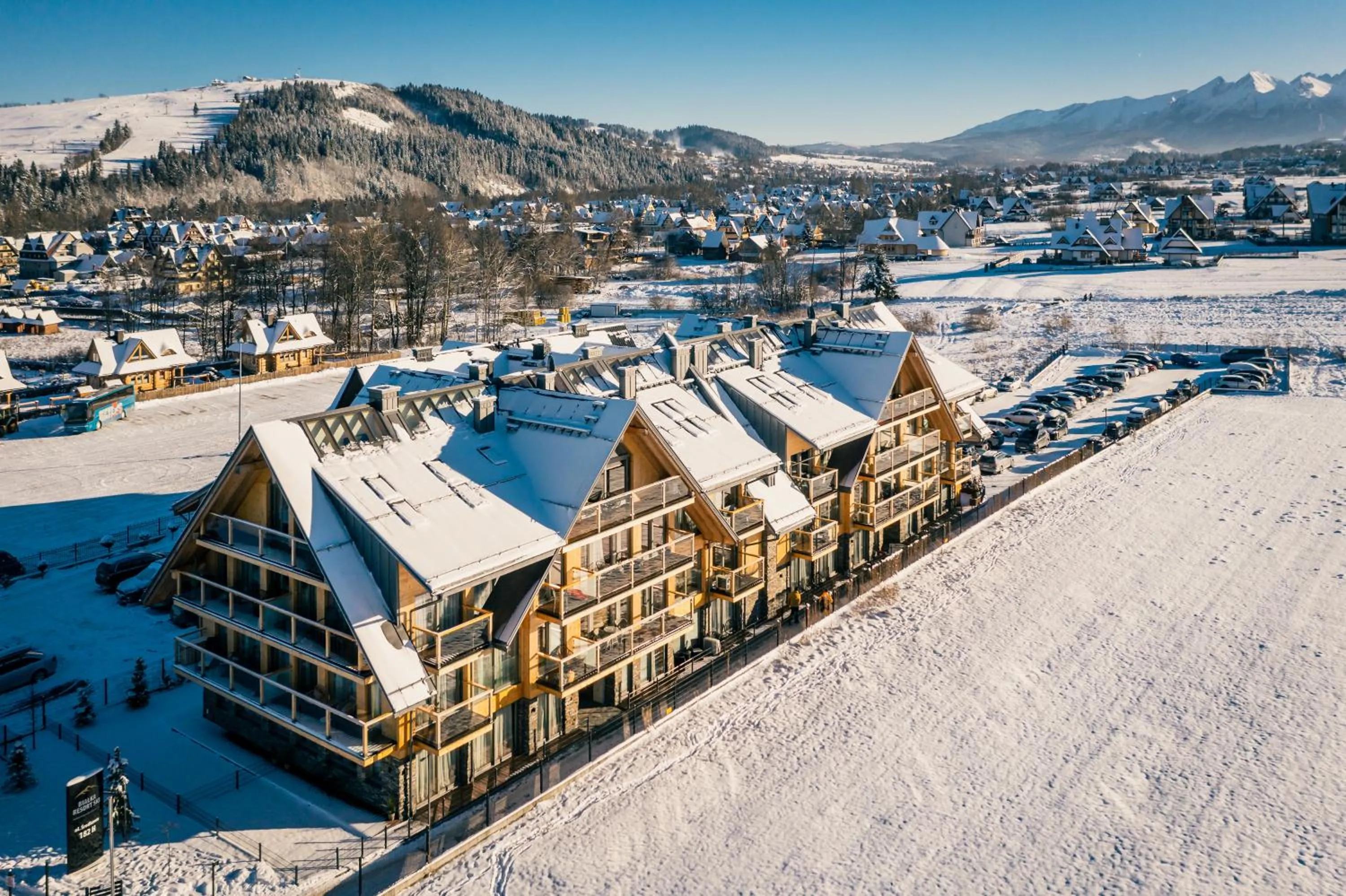 Property building in Białka Residence Ski - 50 m do Termy Bania Odkryj-Białke