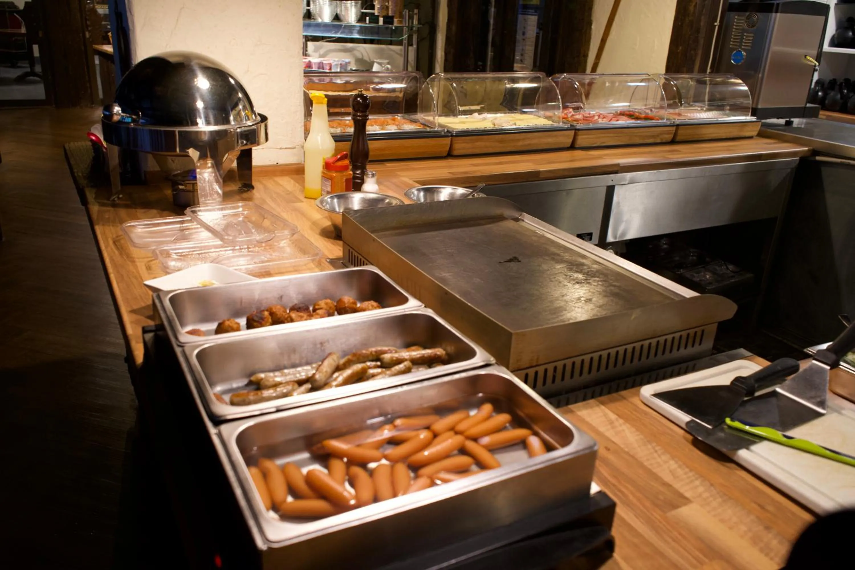 Buffet breakfast in Hotel Central