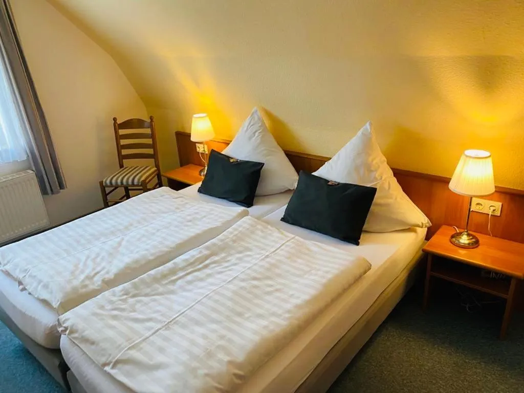 Bed in Hotel Alte Mühle