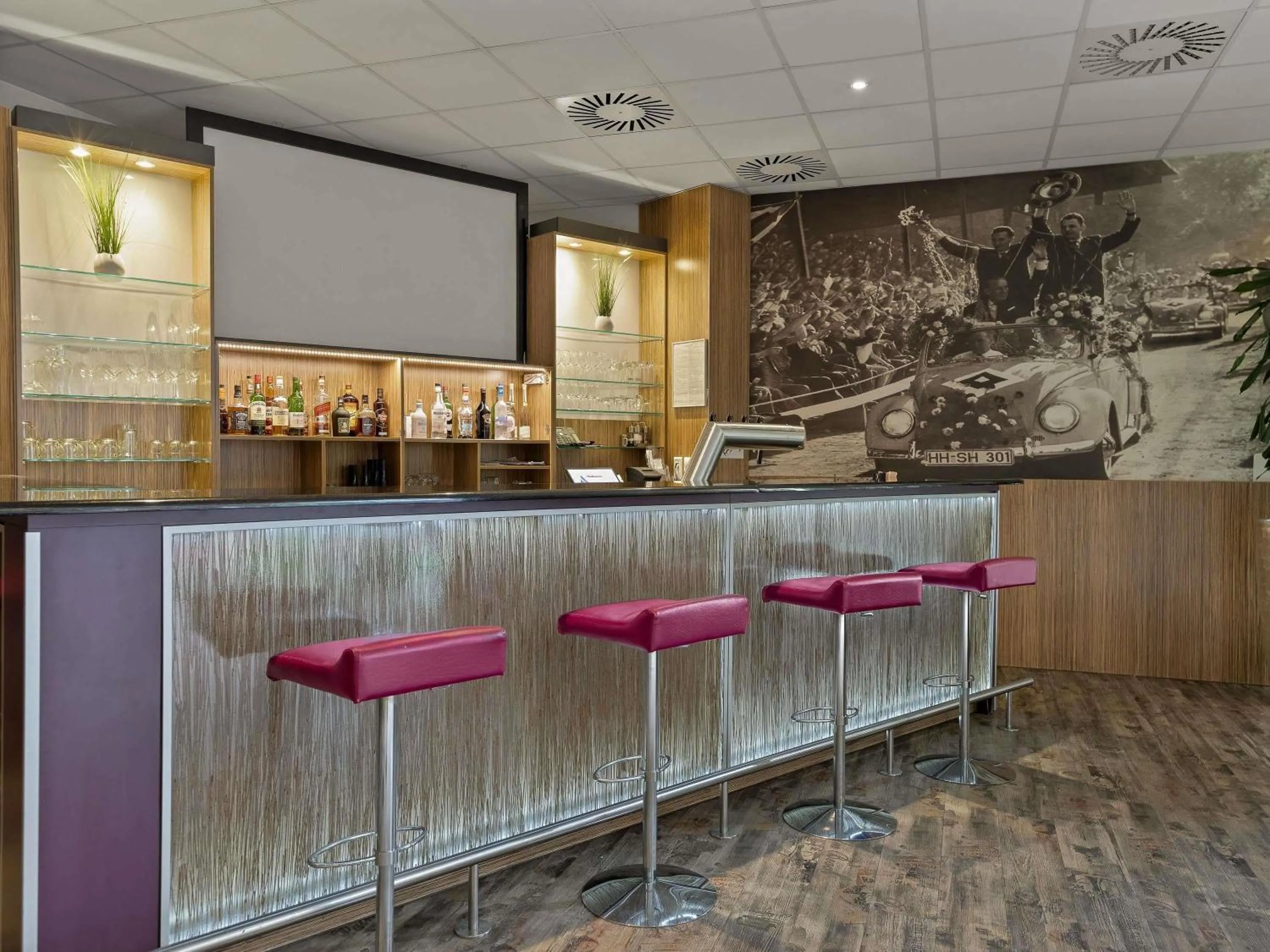 Lounge or bar in Mercure Hotel Hamburg am Volkspark
