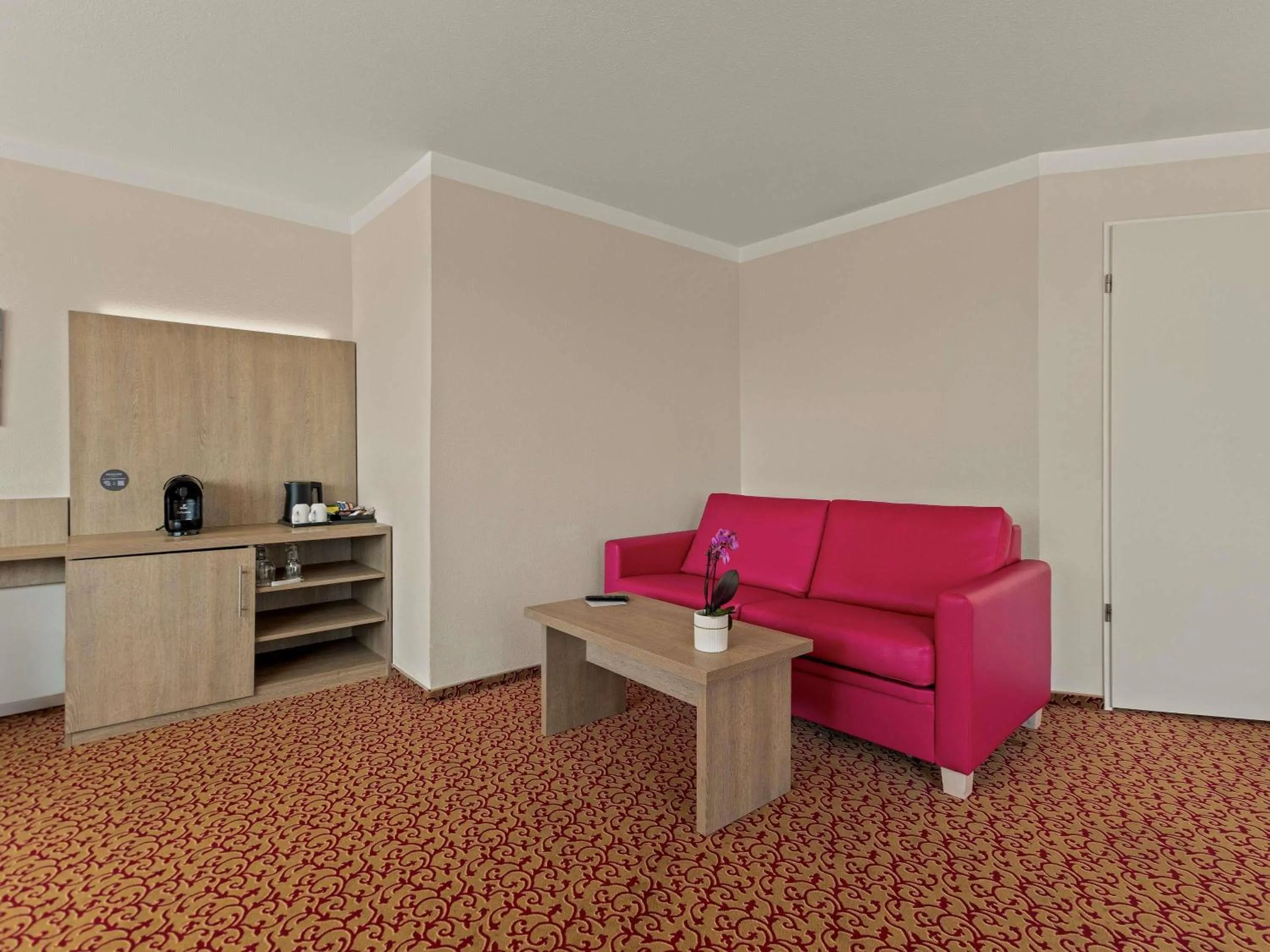 Bedroom in Mercure Hotel Hamburg am Volkspark