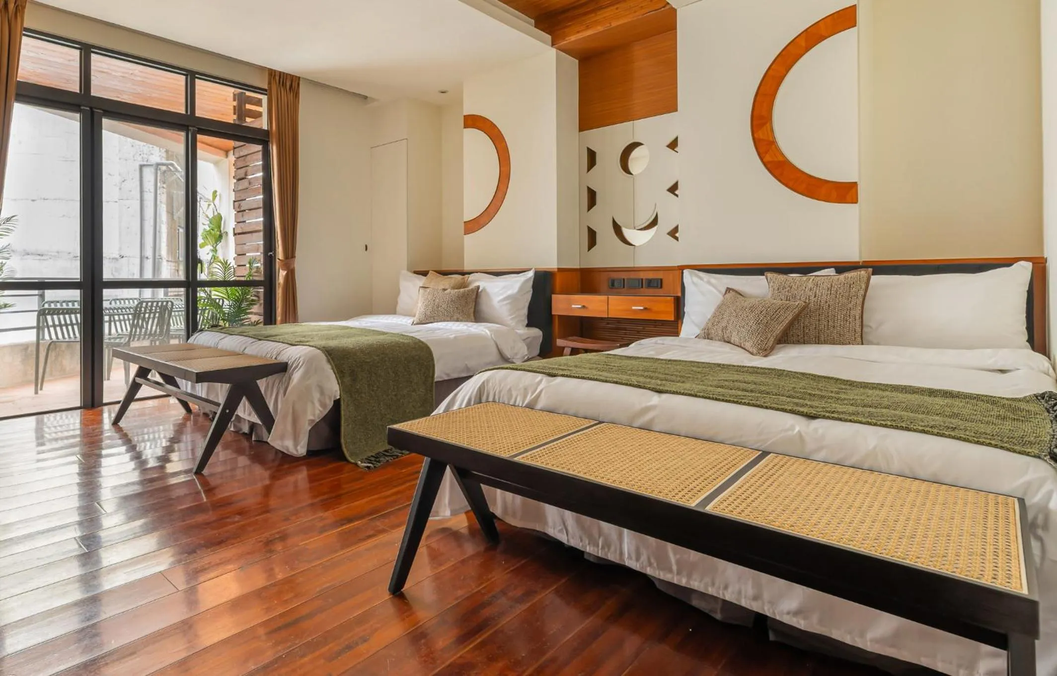 Photo of the whole room, Bed in ItaThao Vacation Inn with Elevator