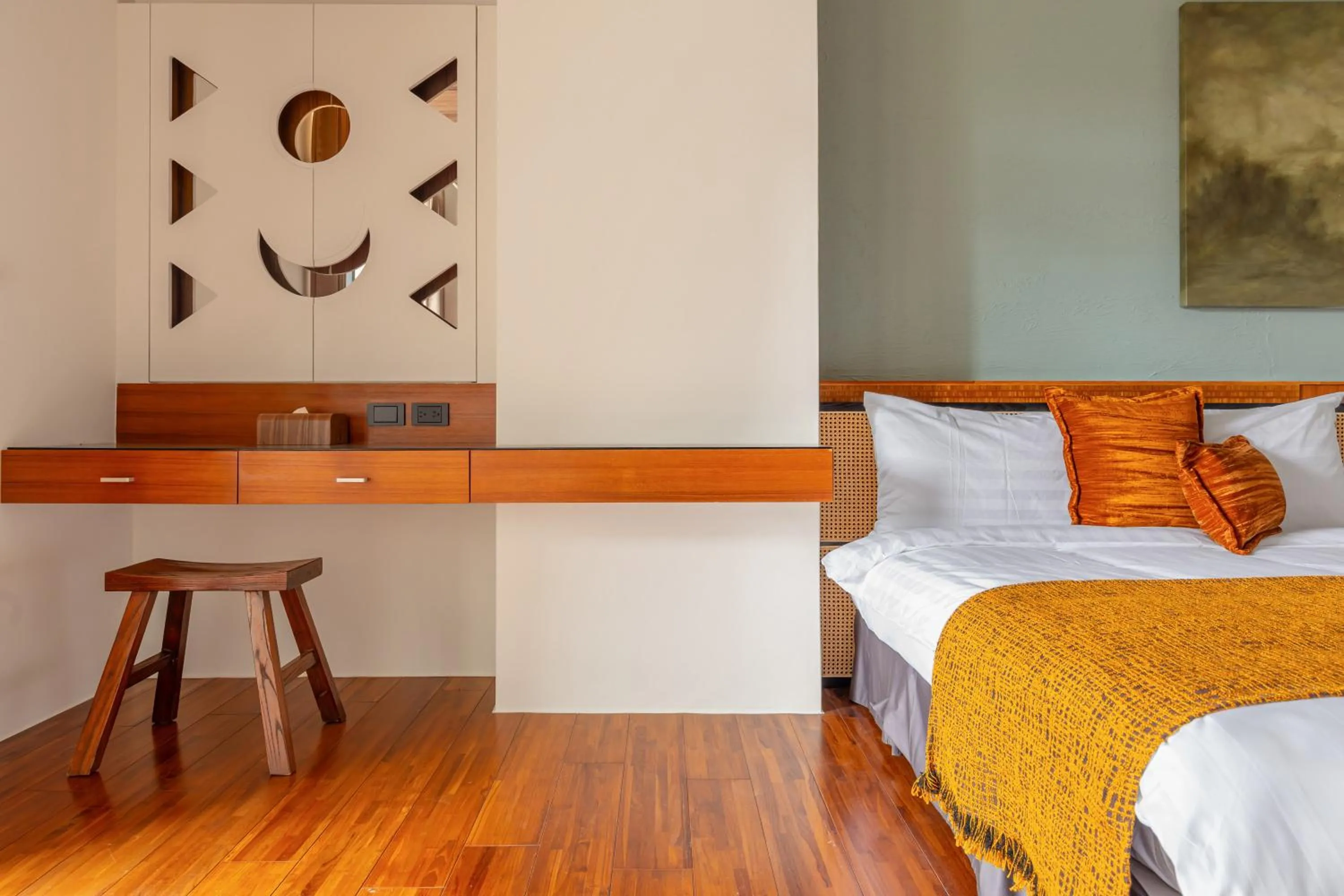 Bed in ItaThao Vacation Inn with Elevator