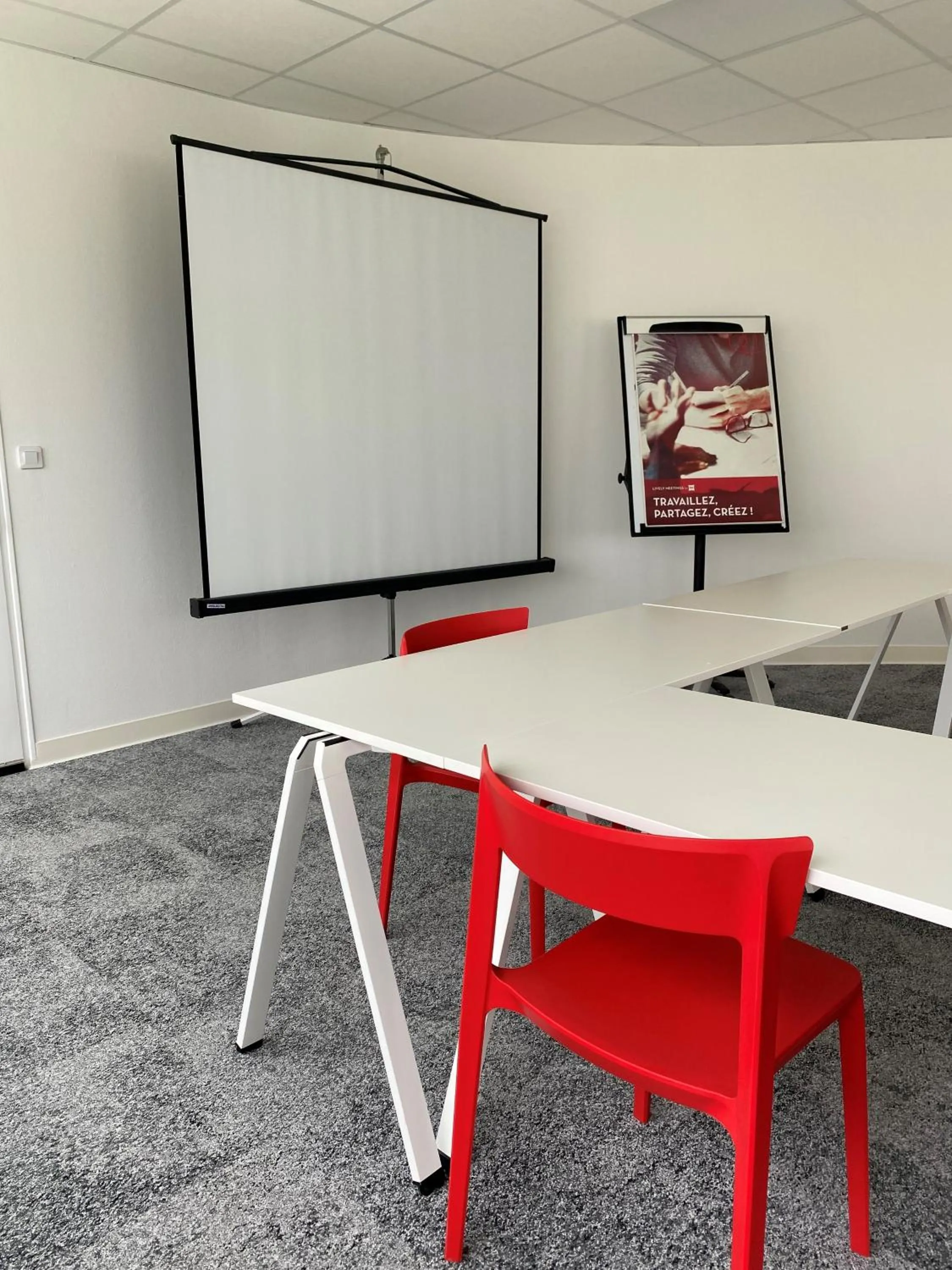 Meeting/conference room in ibis Montélimar Nord