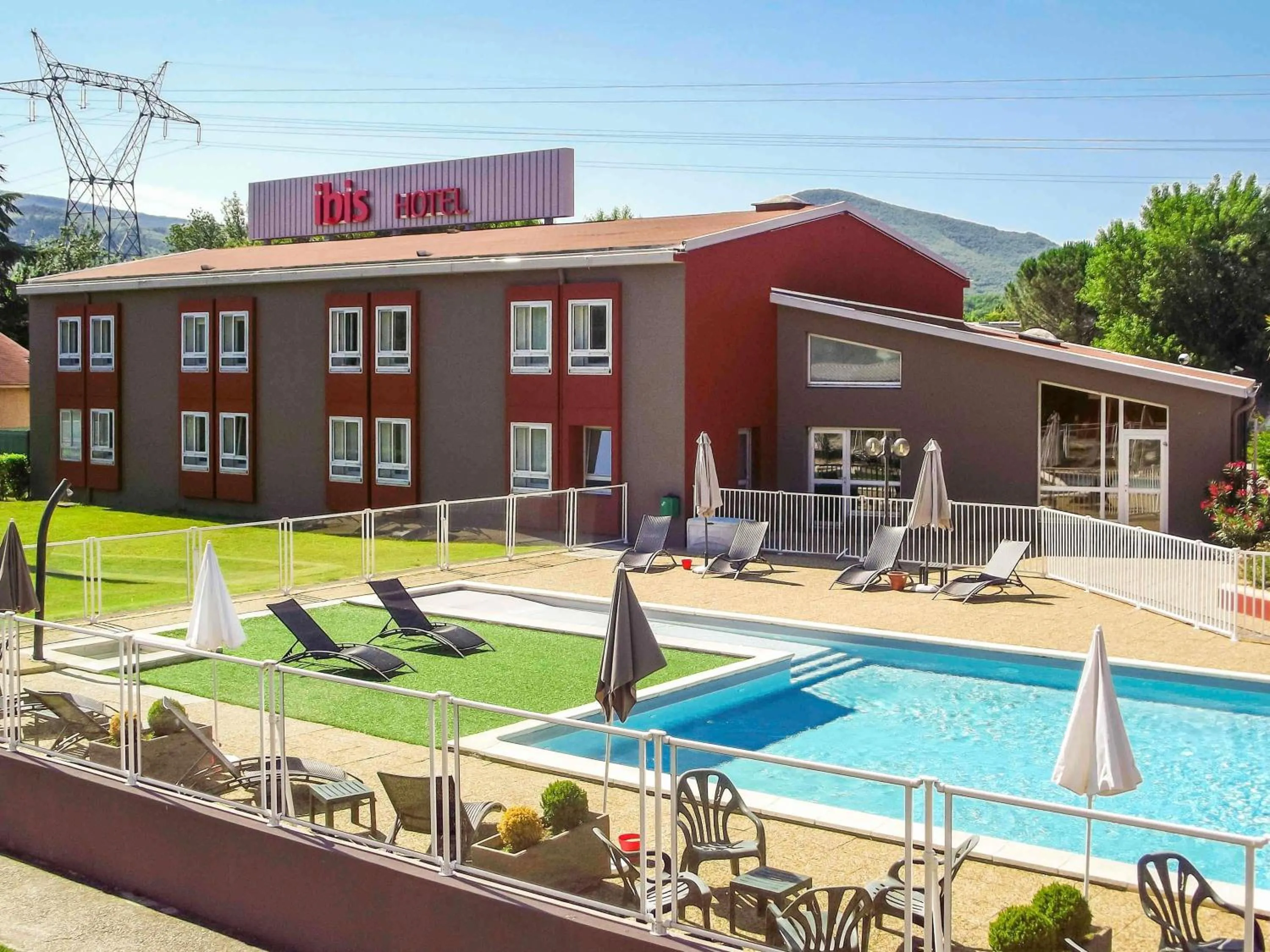 Property building in ibis Montélimar Nord