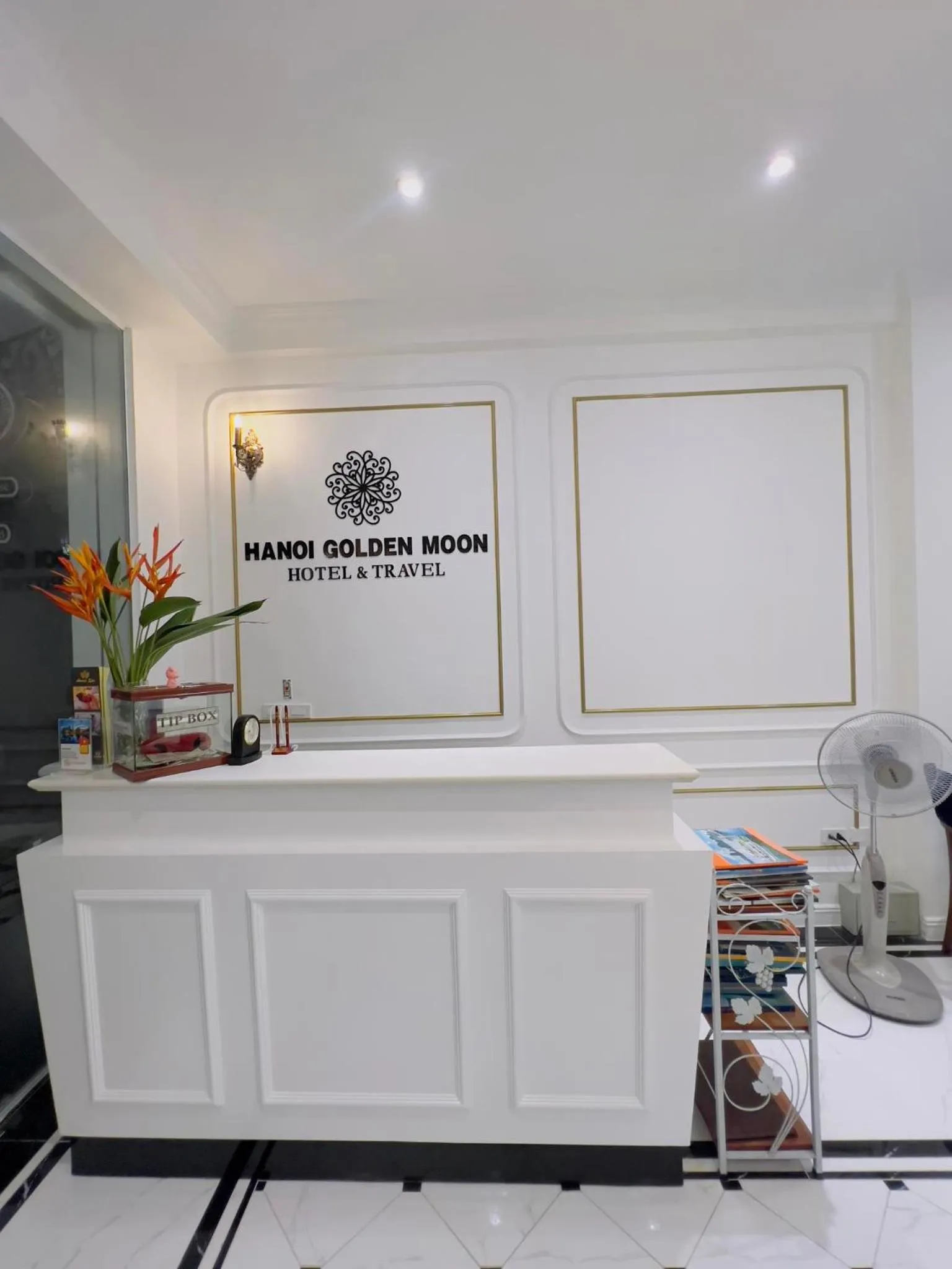 Property building in Hanoi Golden Moon Hotel & Travel