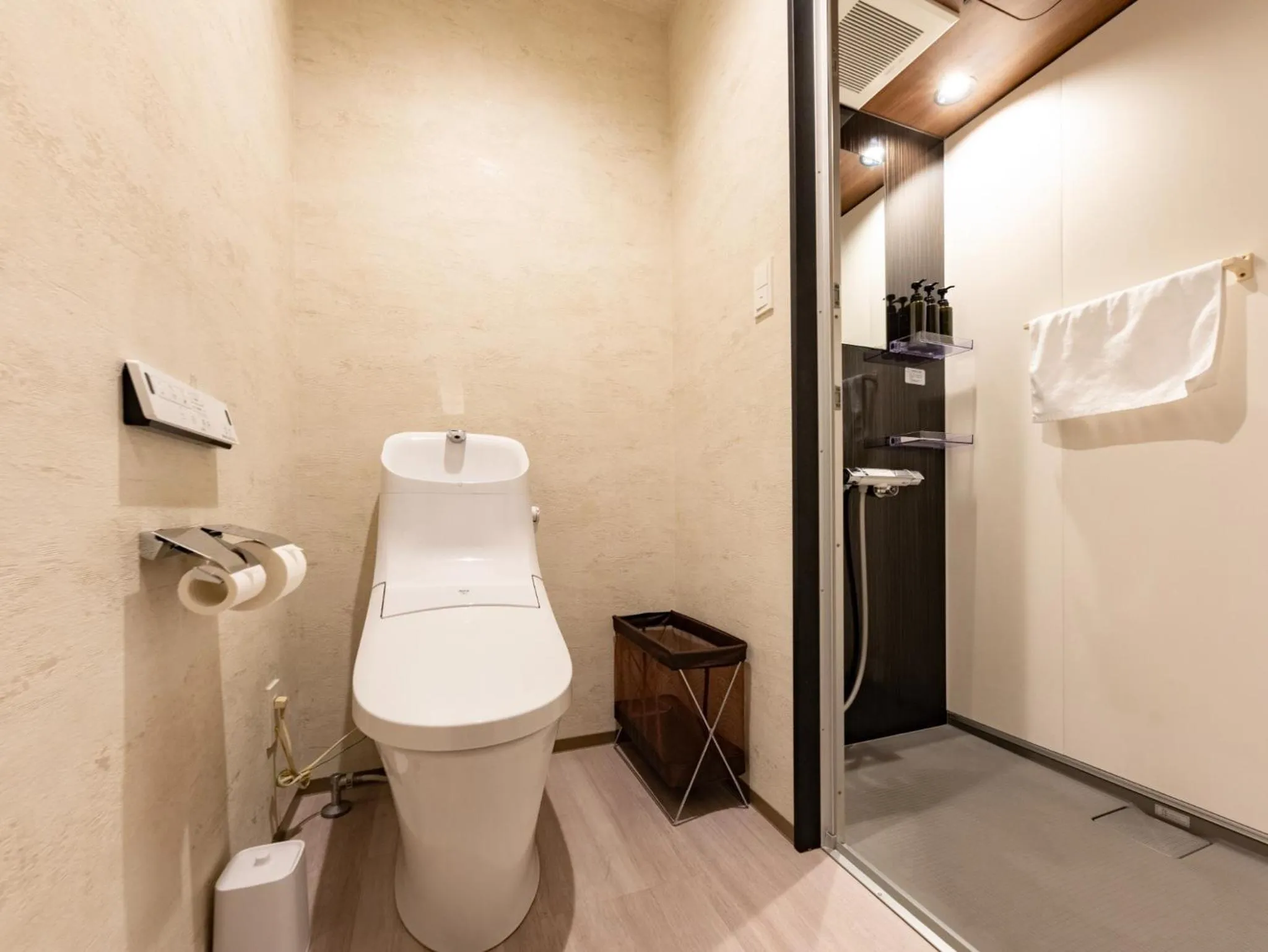 Well Stay Nanba - Vacation STAY 94172