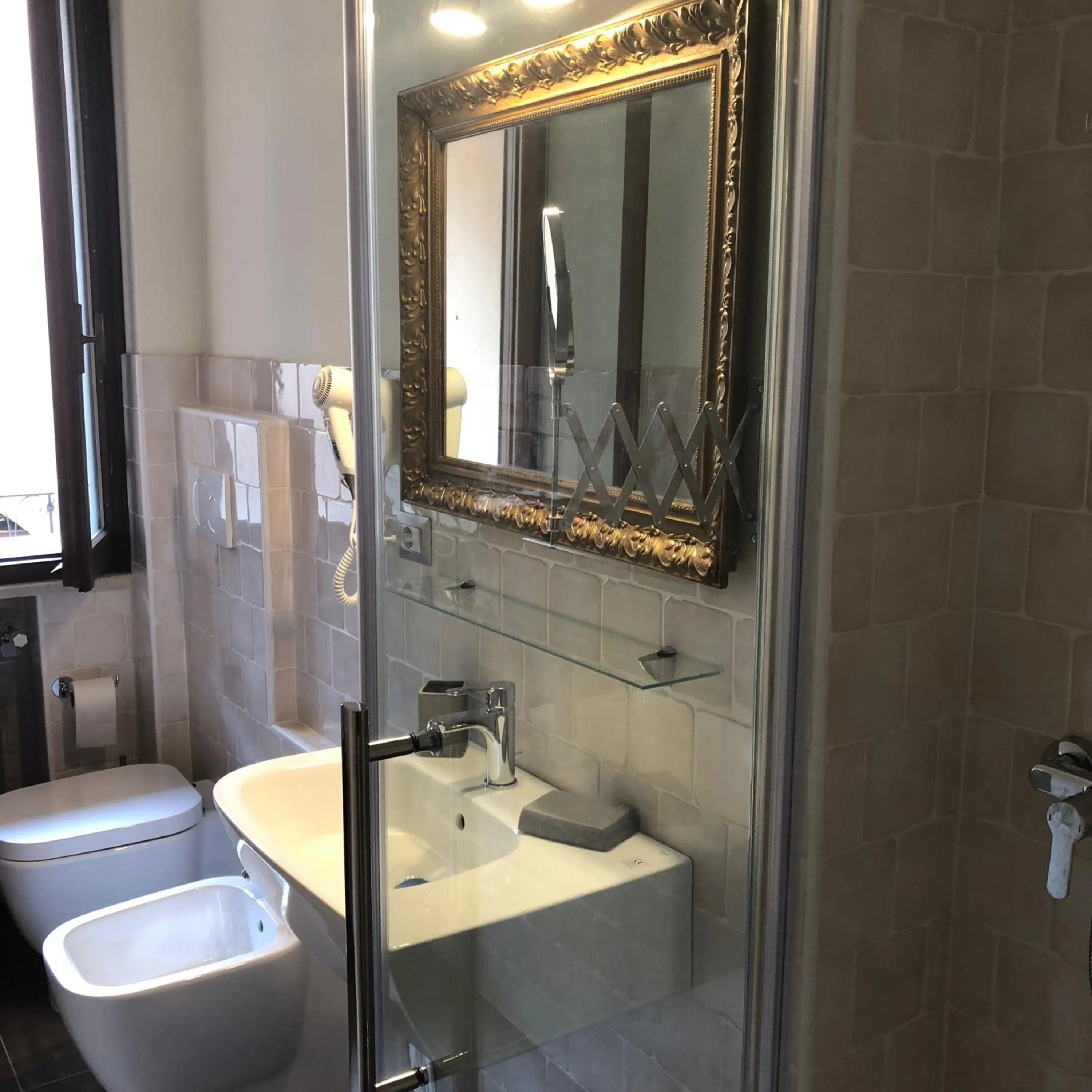 Shower in Relais B&B Corte Dei Turchi