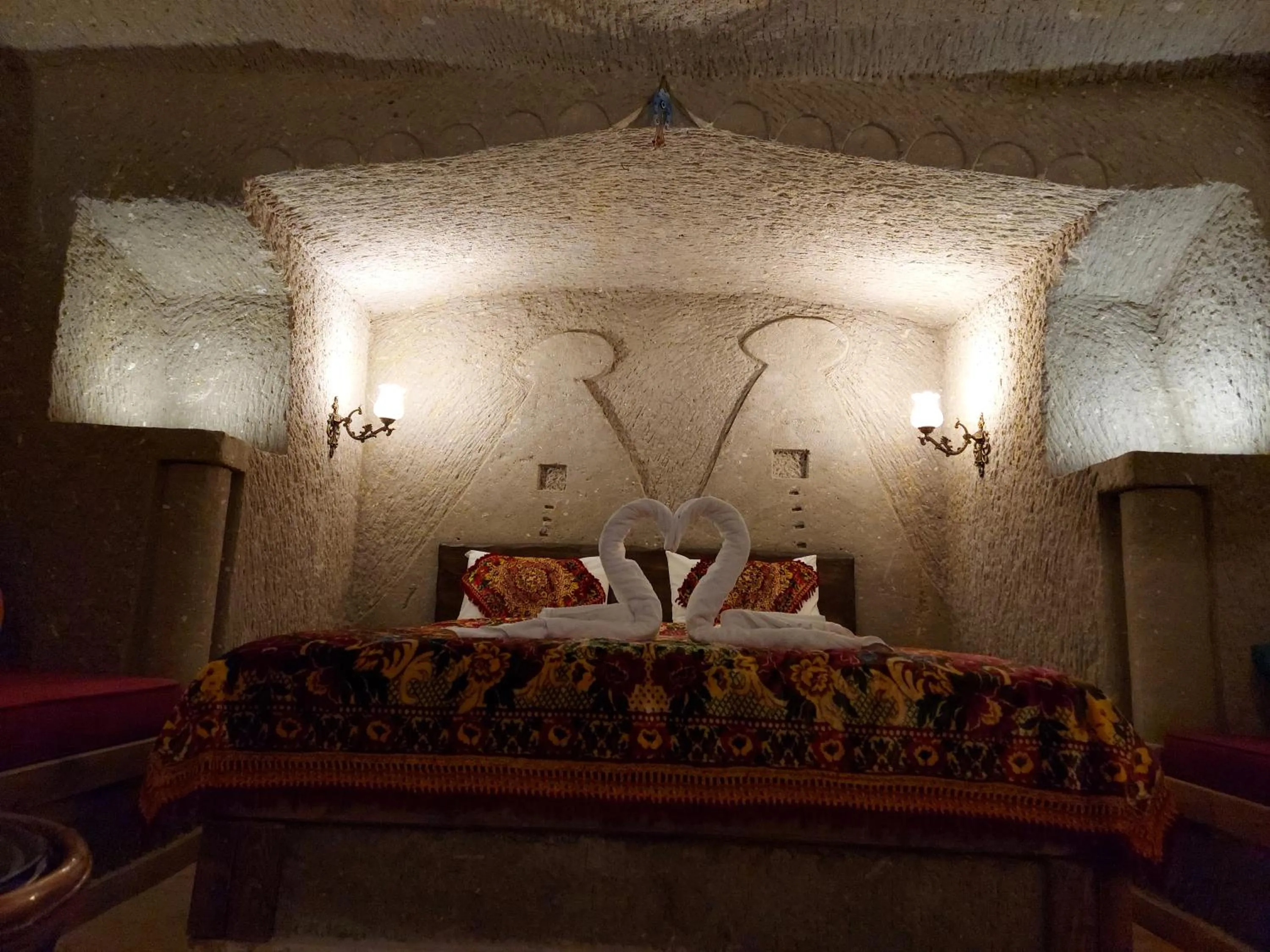 Photo of the whole room in ARMEsos Cave Hotel