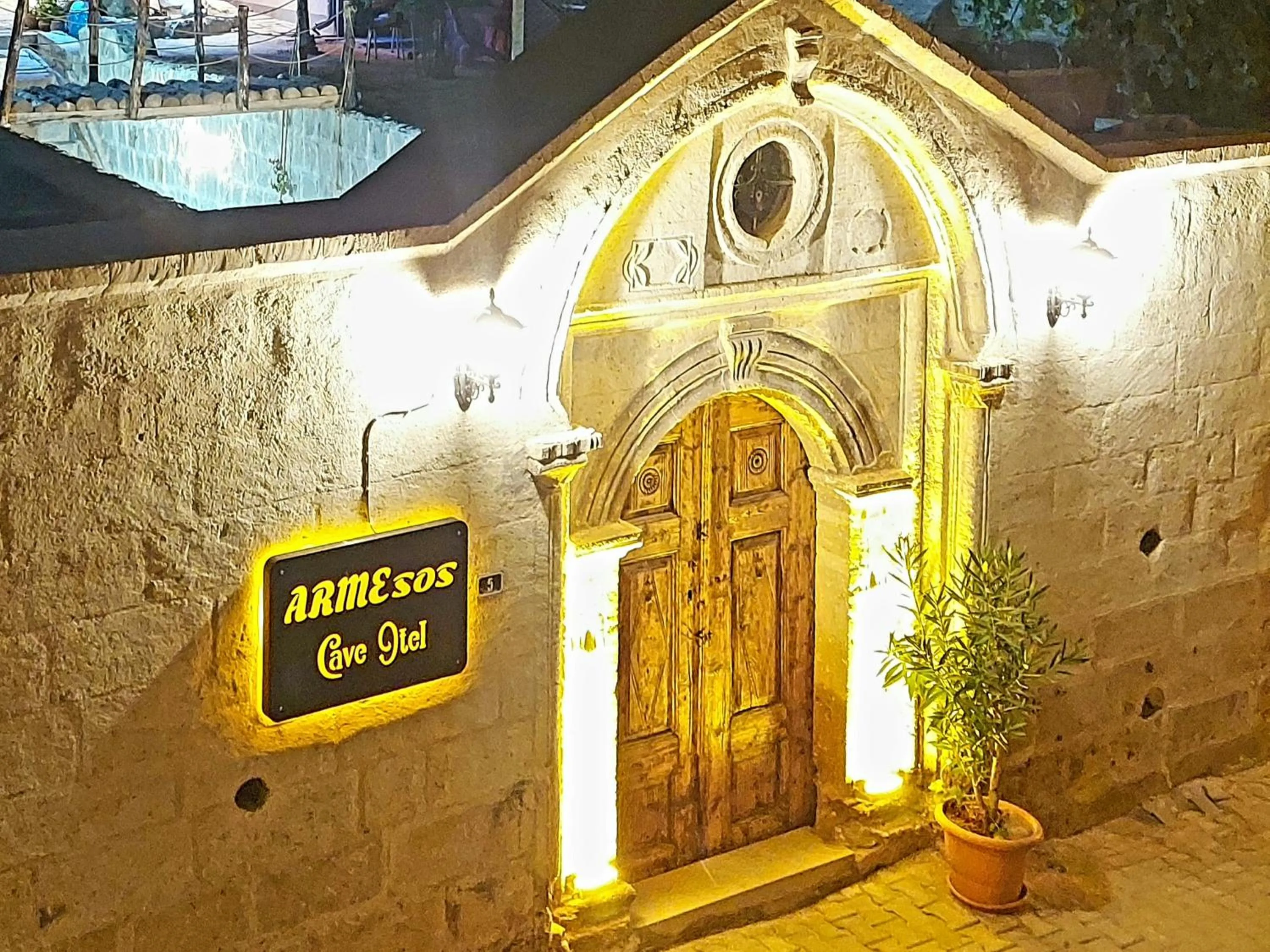 Property building in ARMEsos Cave Hotel