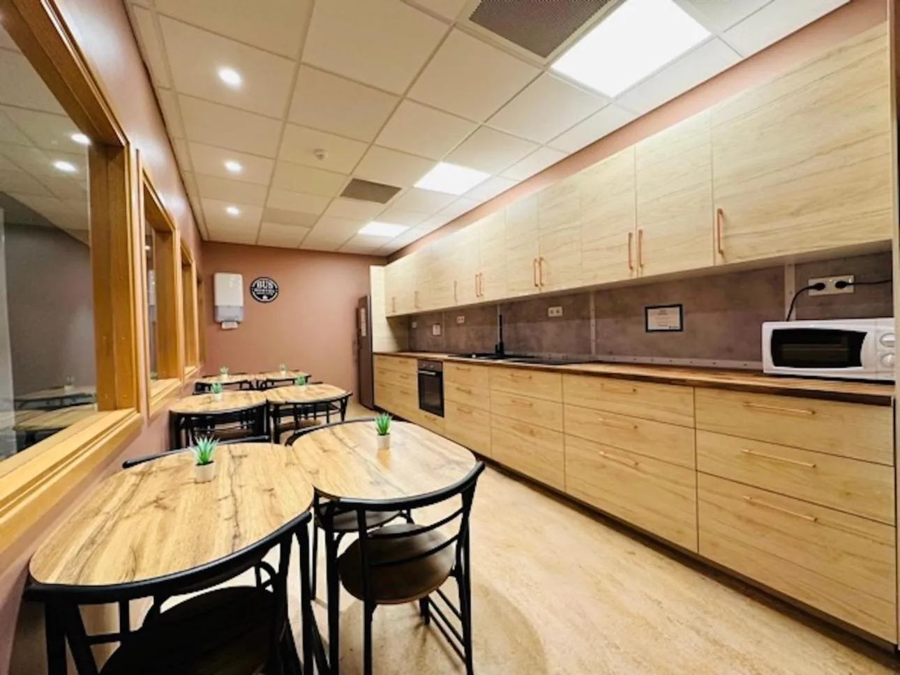 Kitchen or kitchenette in Bus Hostel Reykjavik