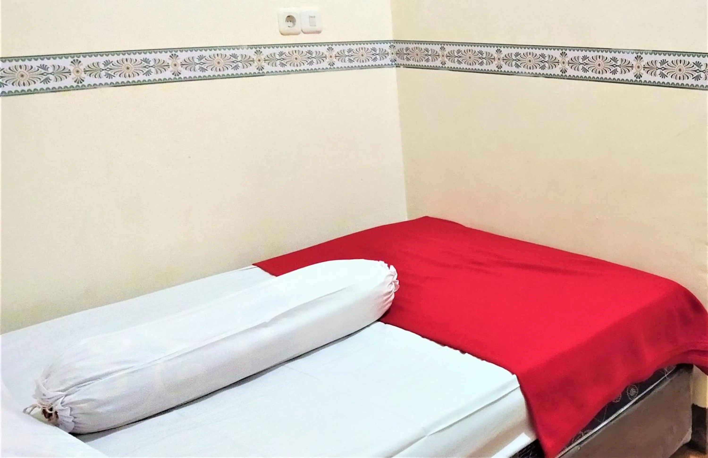 Bedroom, Bed in Katawa Guest House Syariah