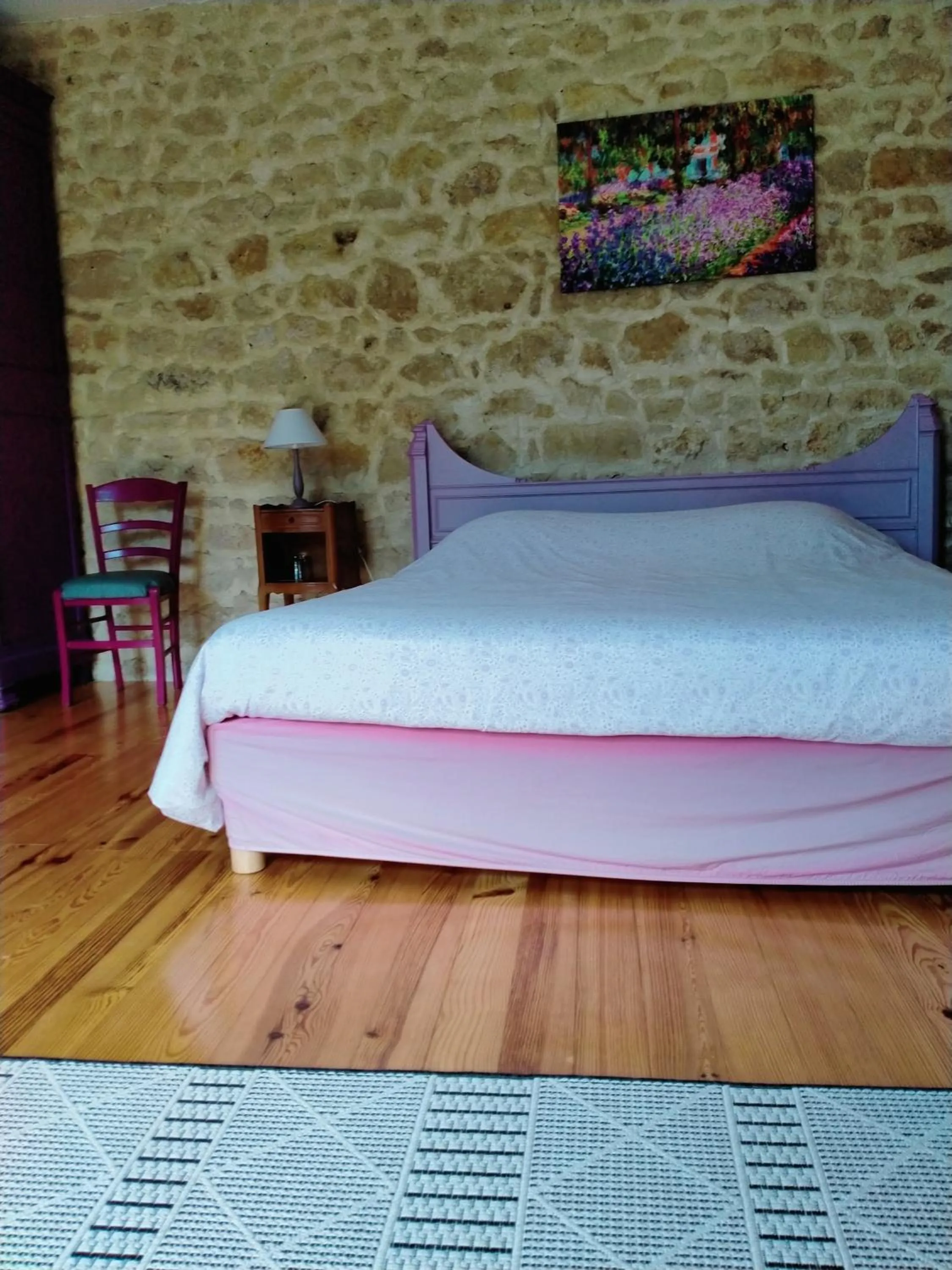 Photo of the whole room, Bed in La Cadournaise